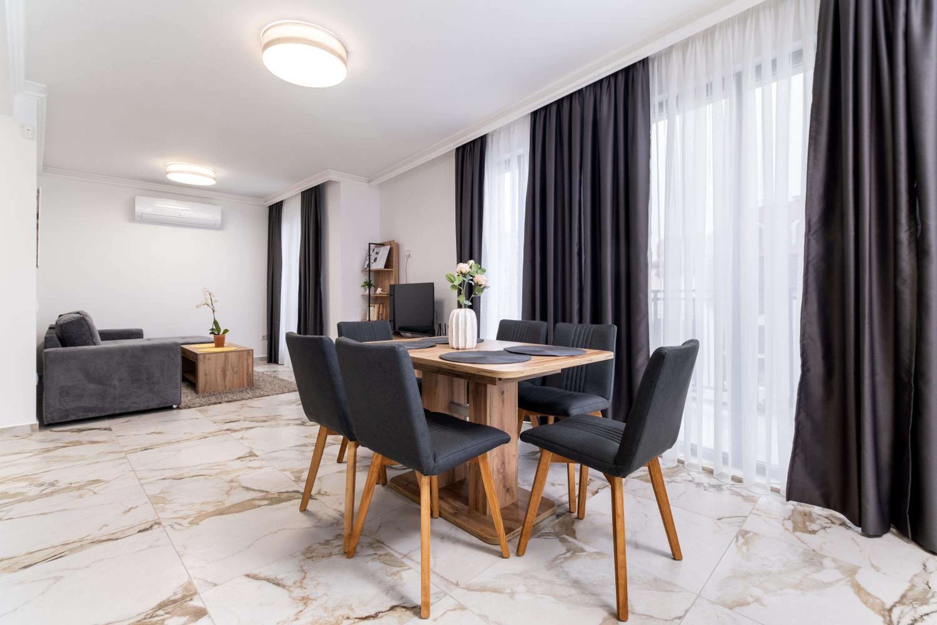 Modern 1-Bedroom Apartments