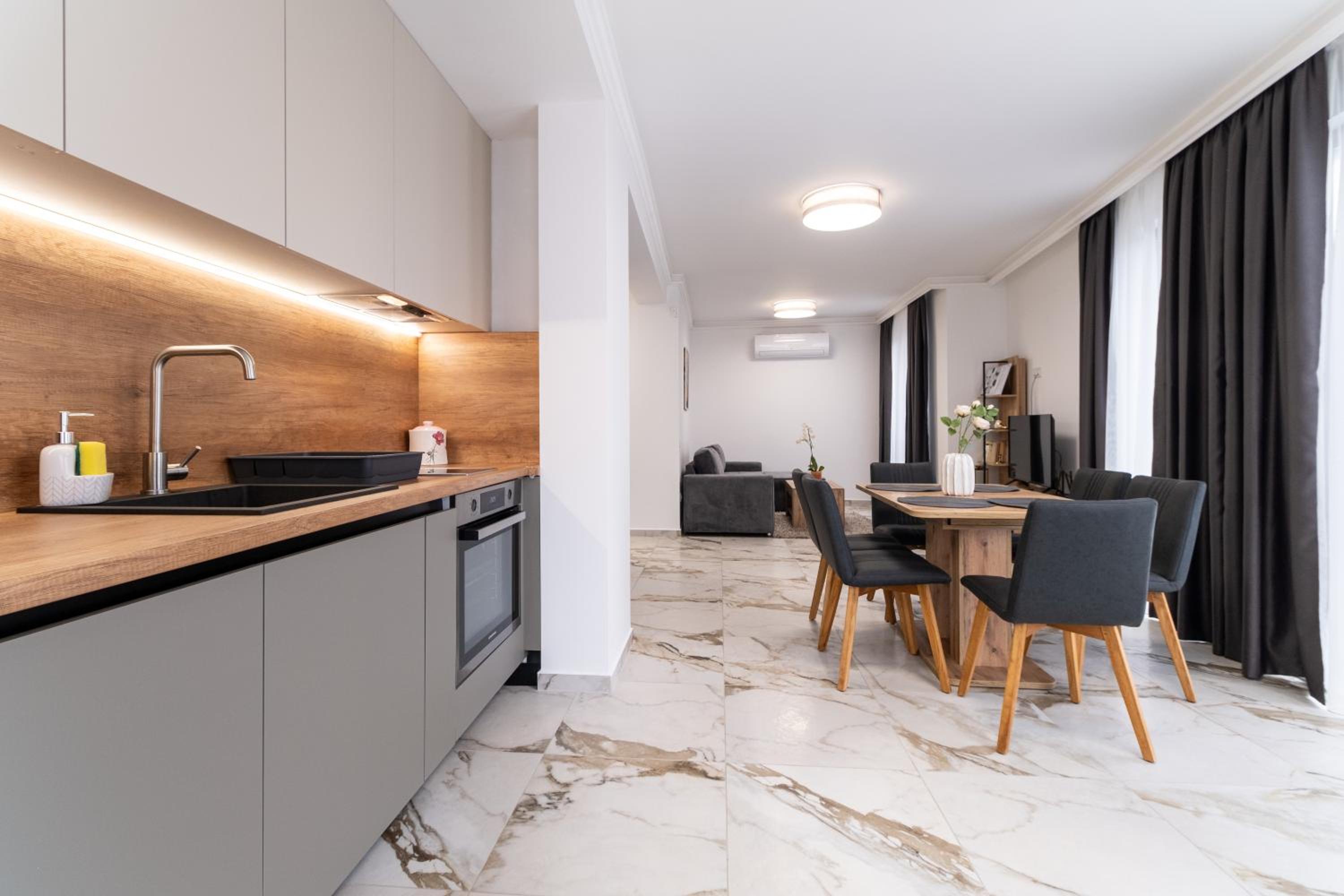 Modern 1-Bedroom Apartments