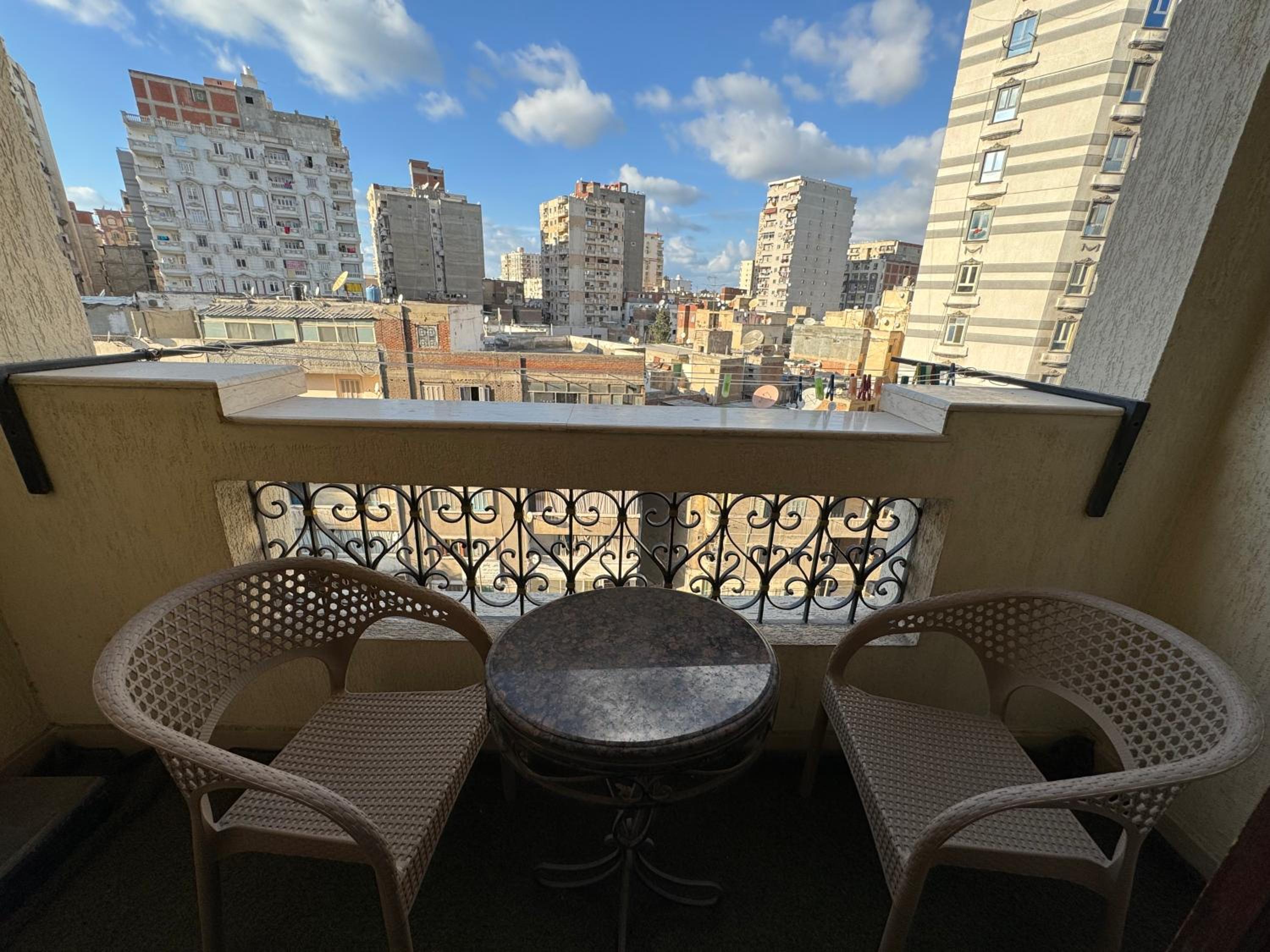 Alexandria Downtown Apartment