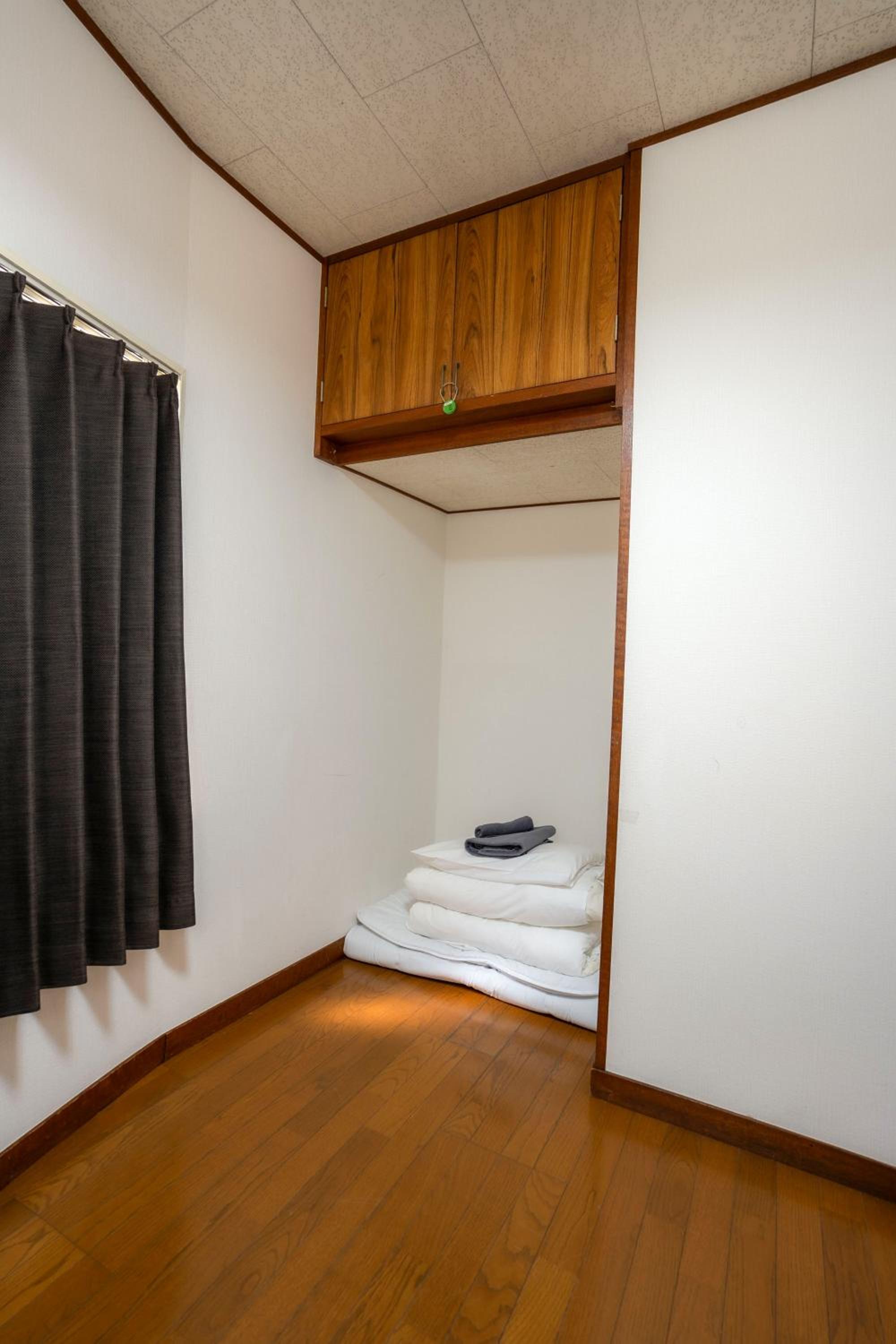 Budget 3-Bedrooms Villa#4mins to Ikebukuro#Hight speed wifi#Near Train Tracks