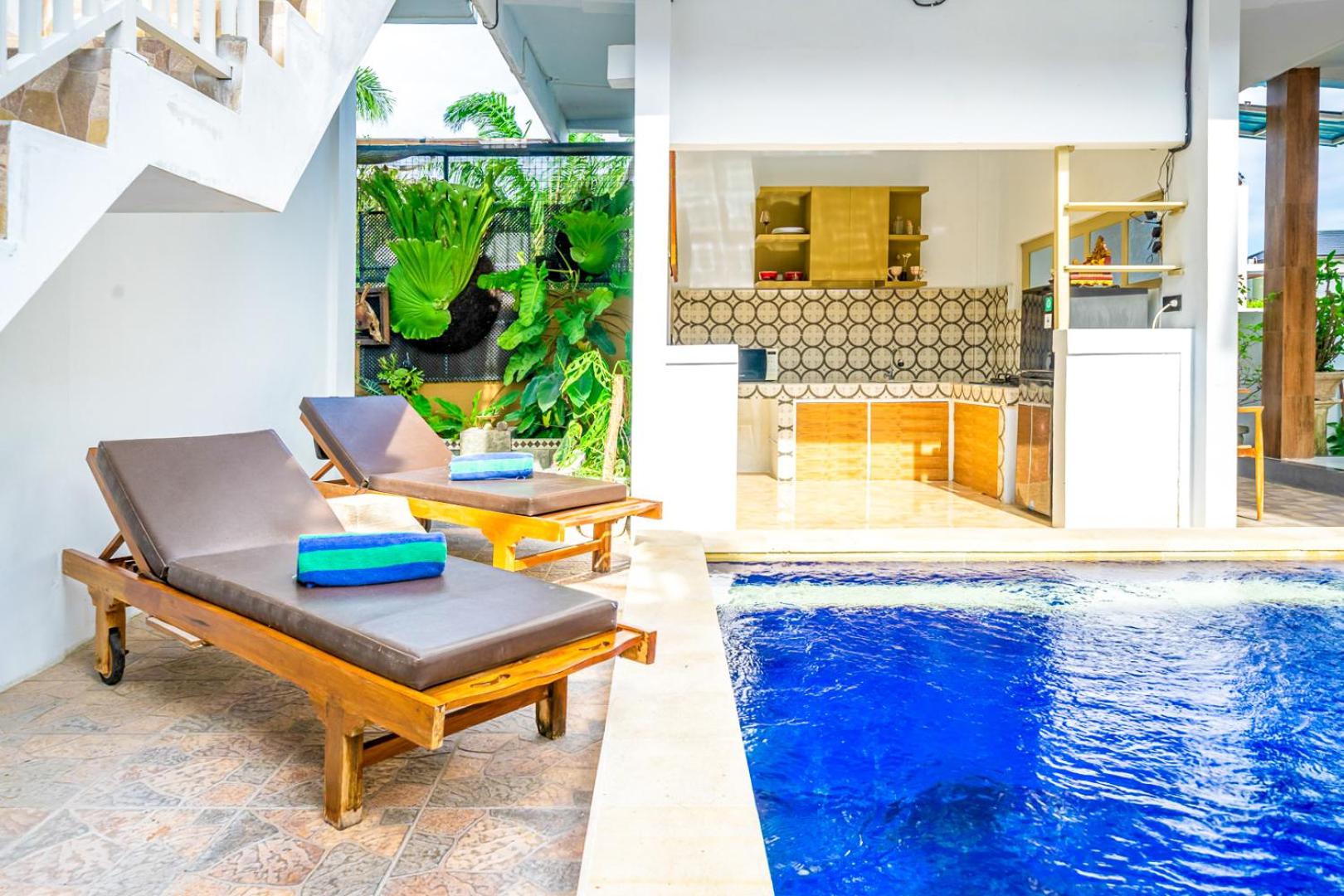 Pantai Villa HomeStay