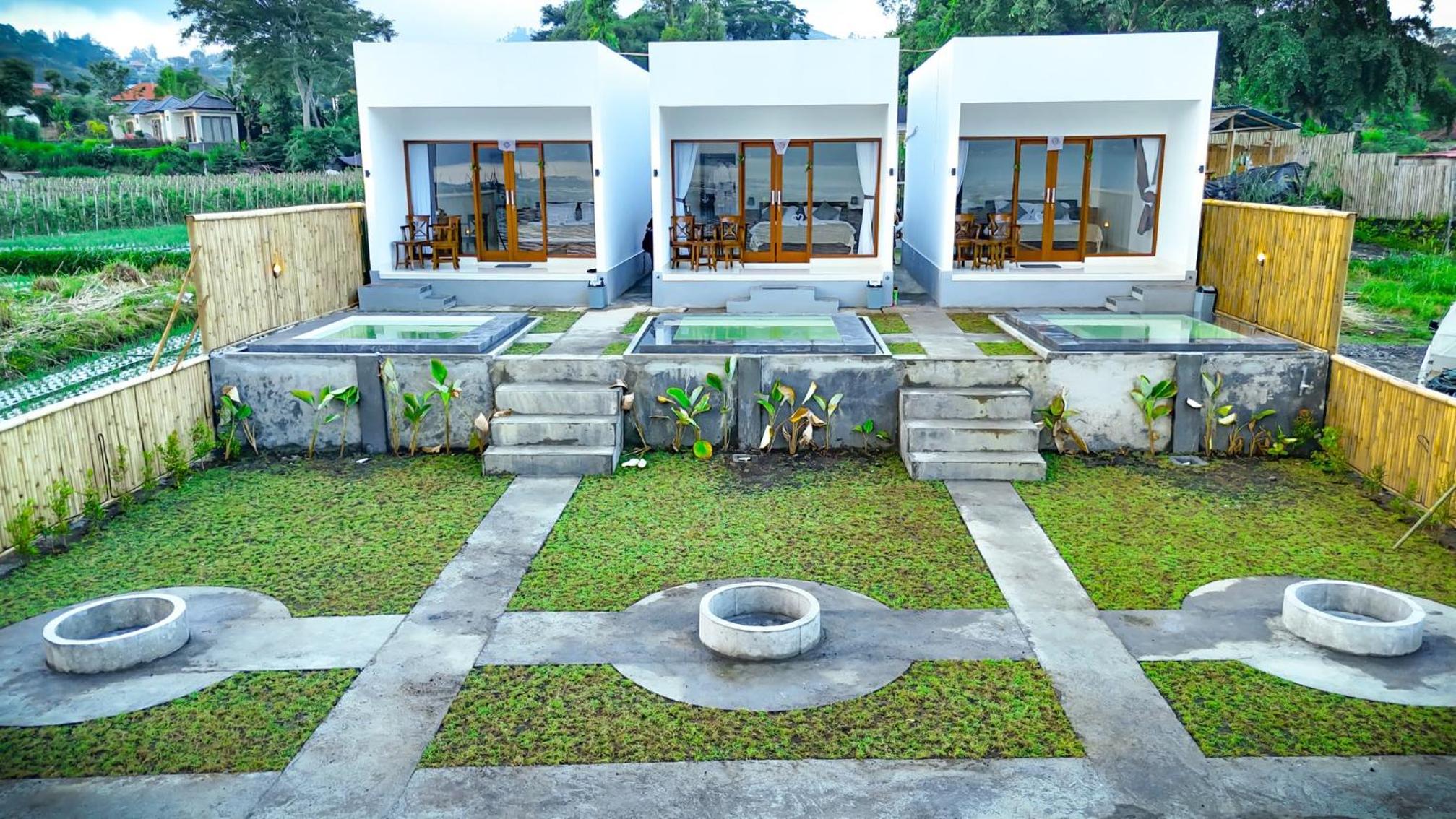 Lake Square Bali