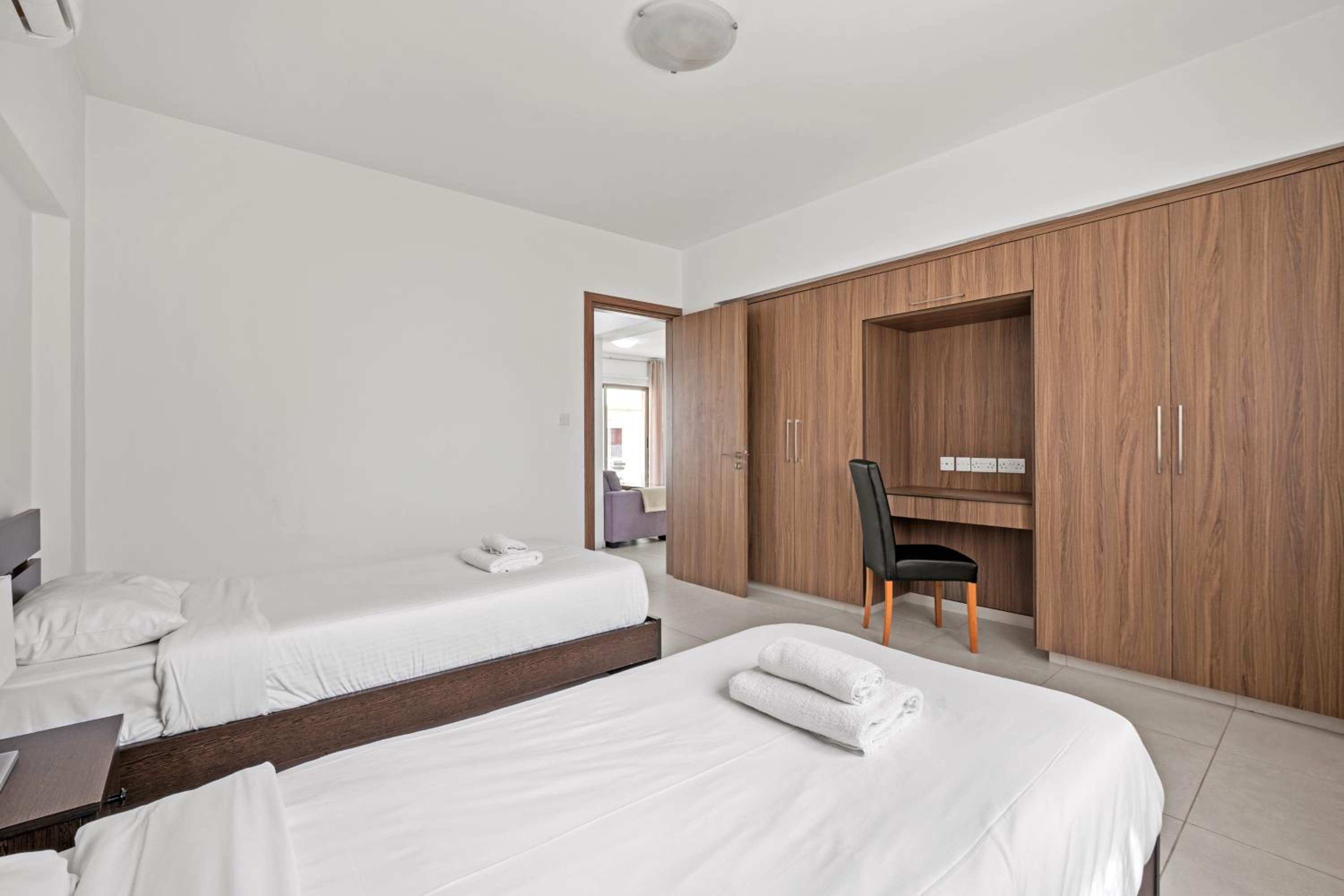 Downtown 2 Bedroom Apartment