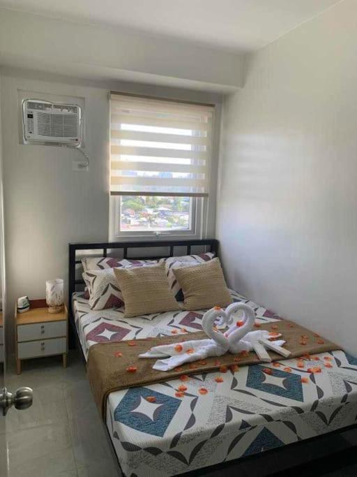 2BR Unit VillaHermia Staycation, Cebu view 3
