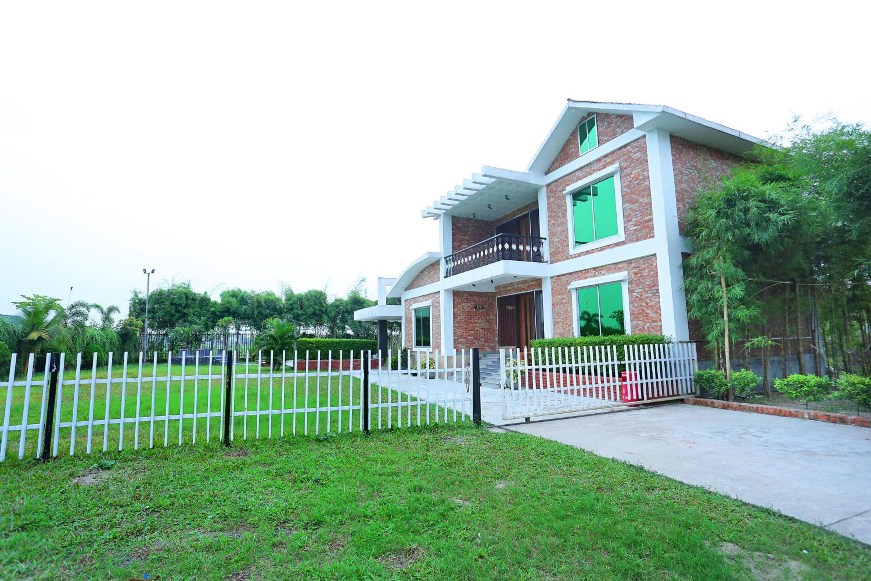 Shaira Garden Hotel & Resorts