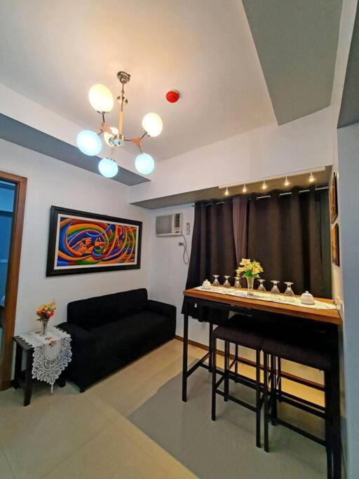 #27 Congresional Town Center 1Bd view 2