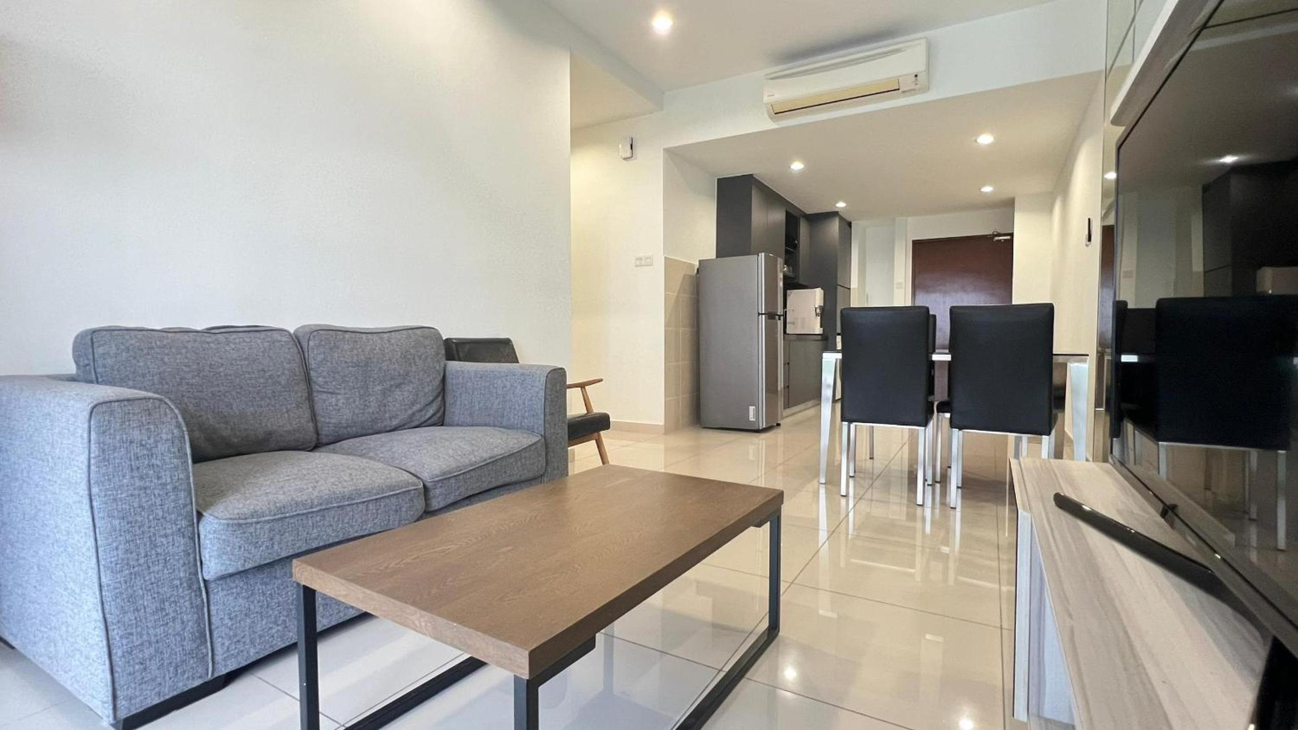 Encorp Marina ,Bathtub 2BR/6 pax