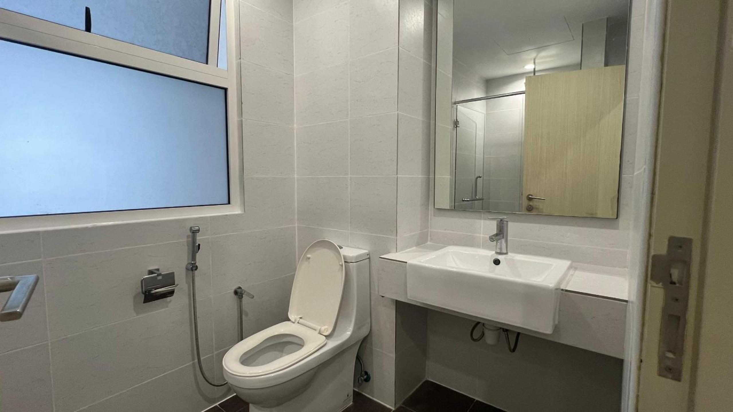 Encorp Marina ,Bathtub 2BR/6 pax