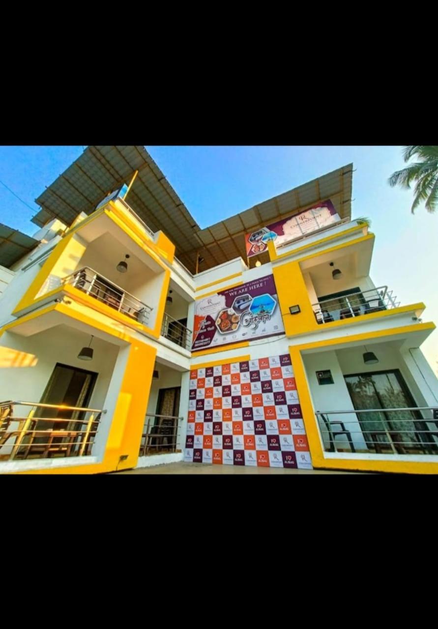 Cornerpoint bungalows