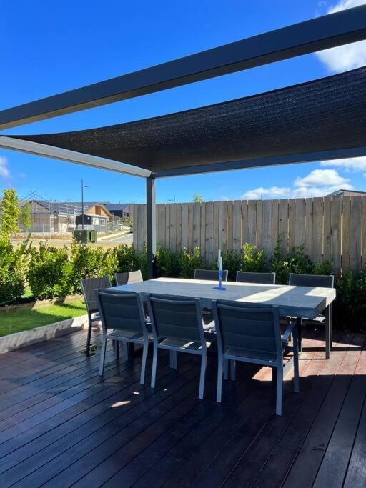 Mountain View Haven in Wanaka w/hot tub. view 3