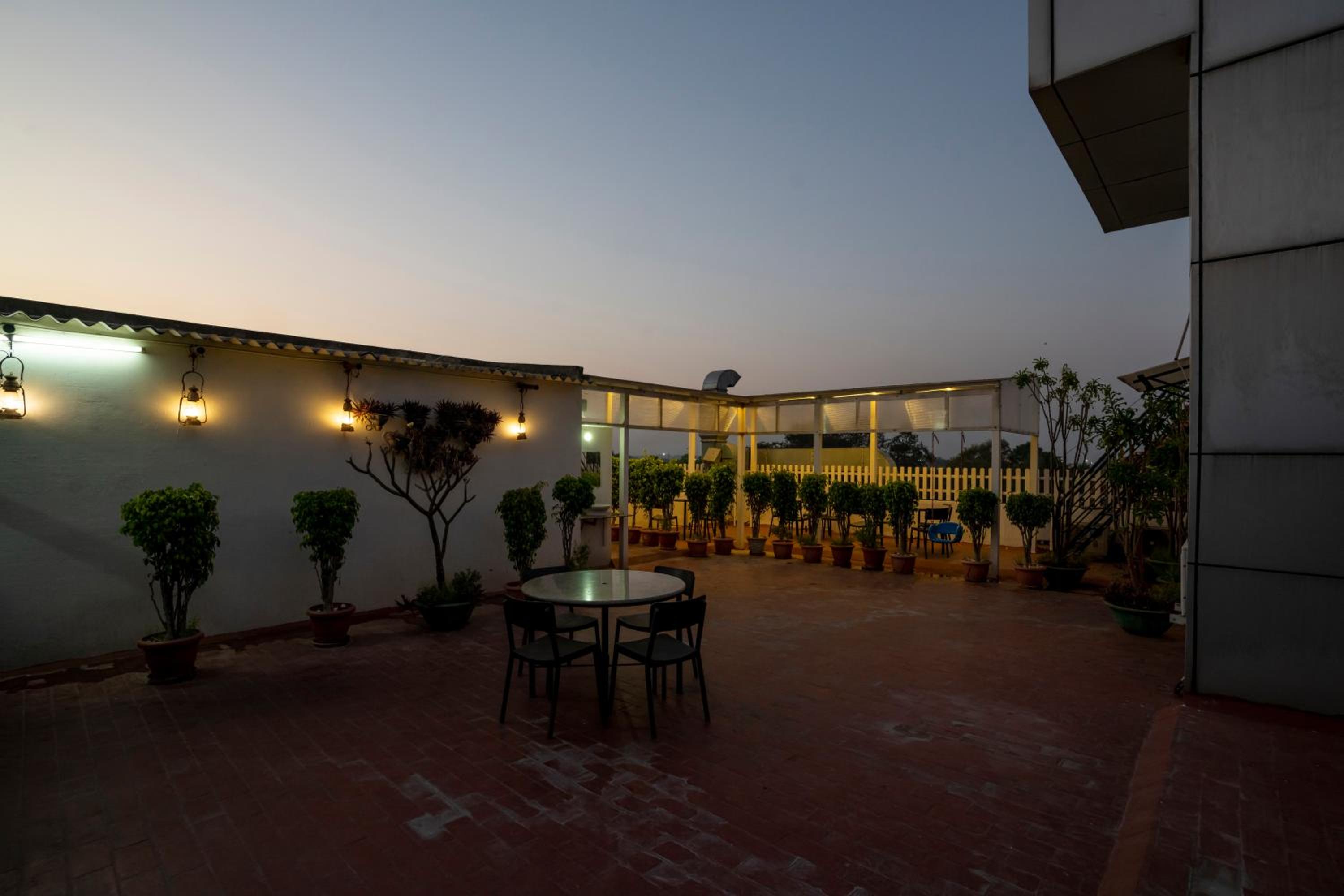 Aishwarya Suites