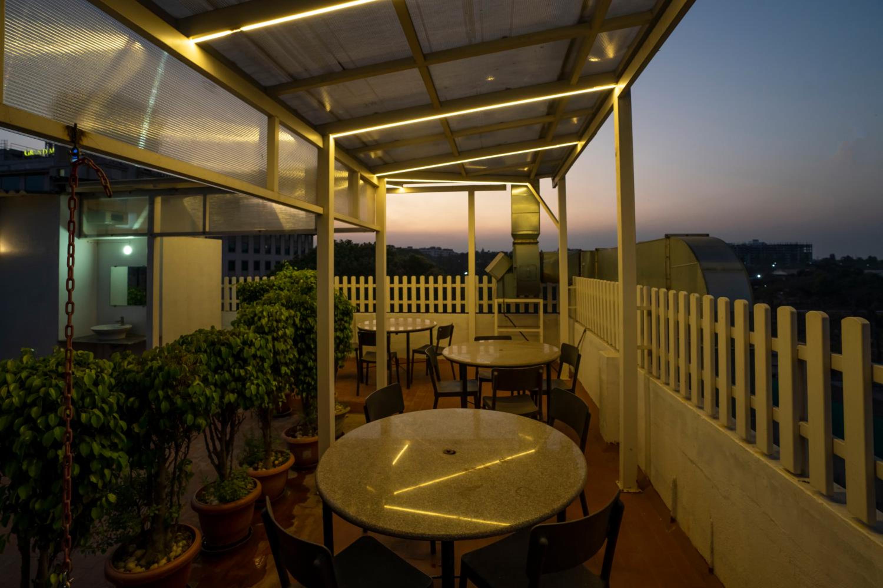 Aishwarya Suites