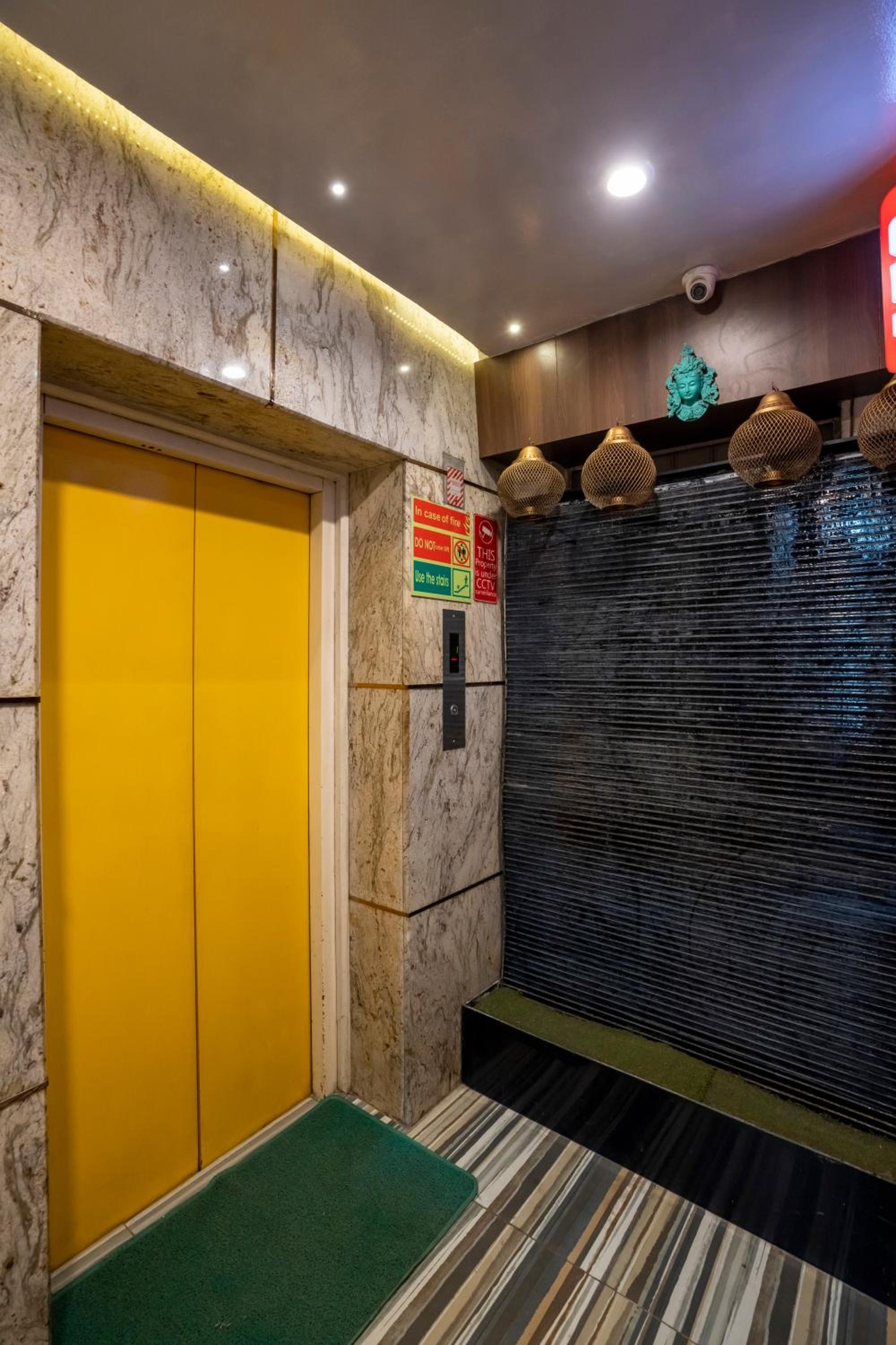 Aishwarya Suites