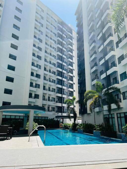 #30 Spring Residences Tower 2 view 3