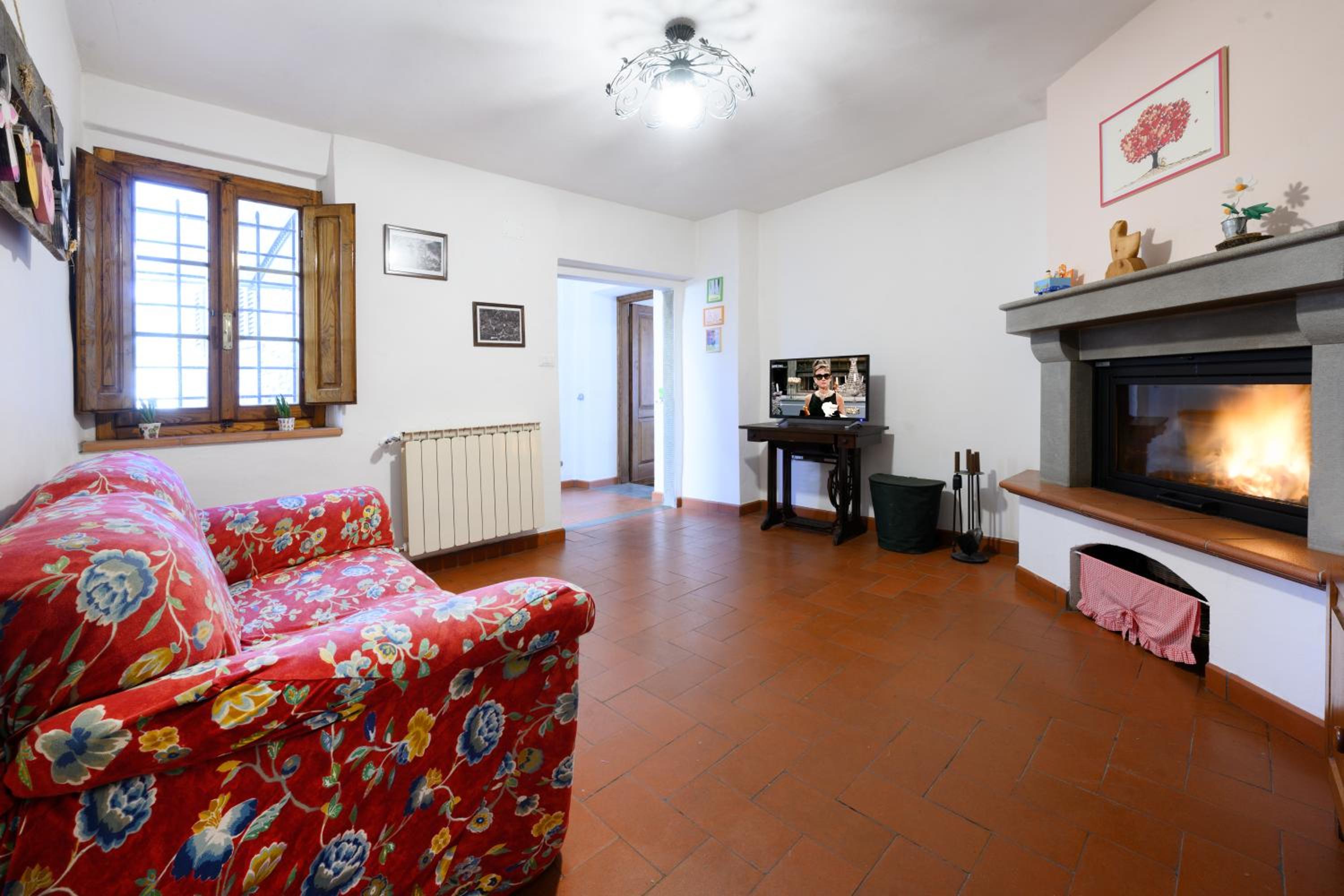 Casa al Ruscello view 3