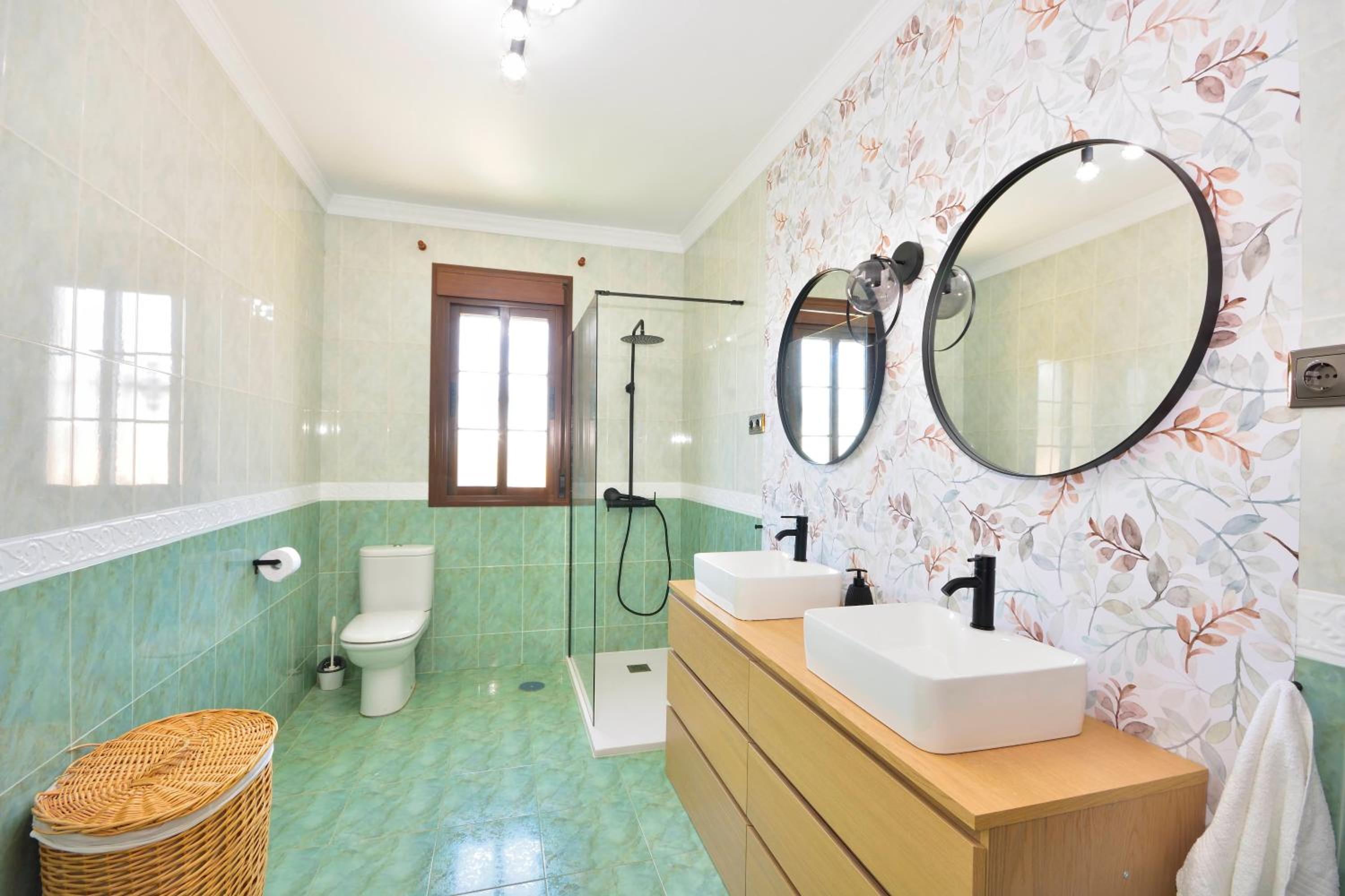 Villa rural en Málaga con piscina y vistas al mar