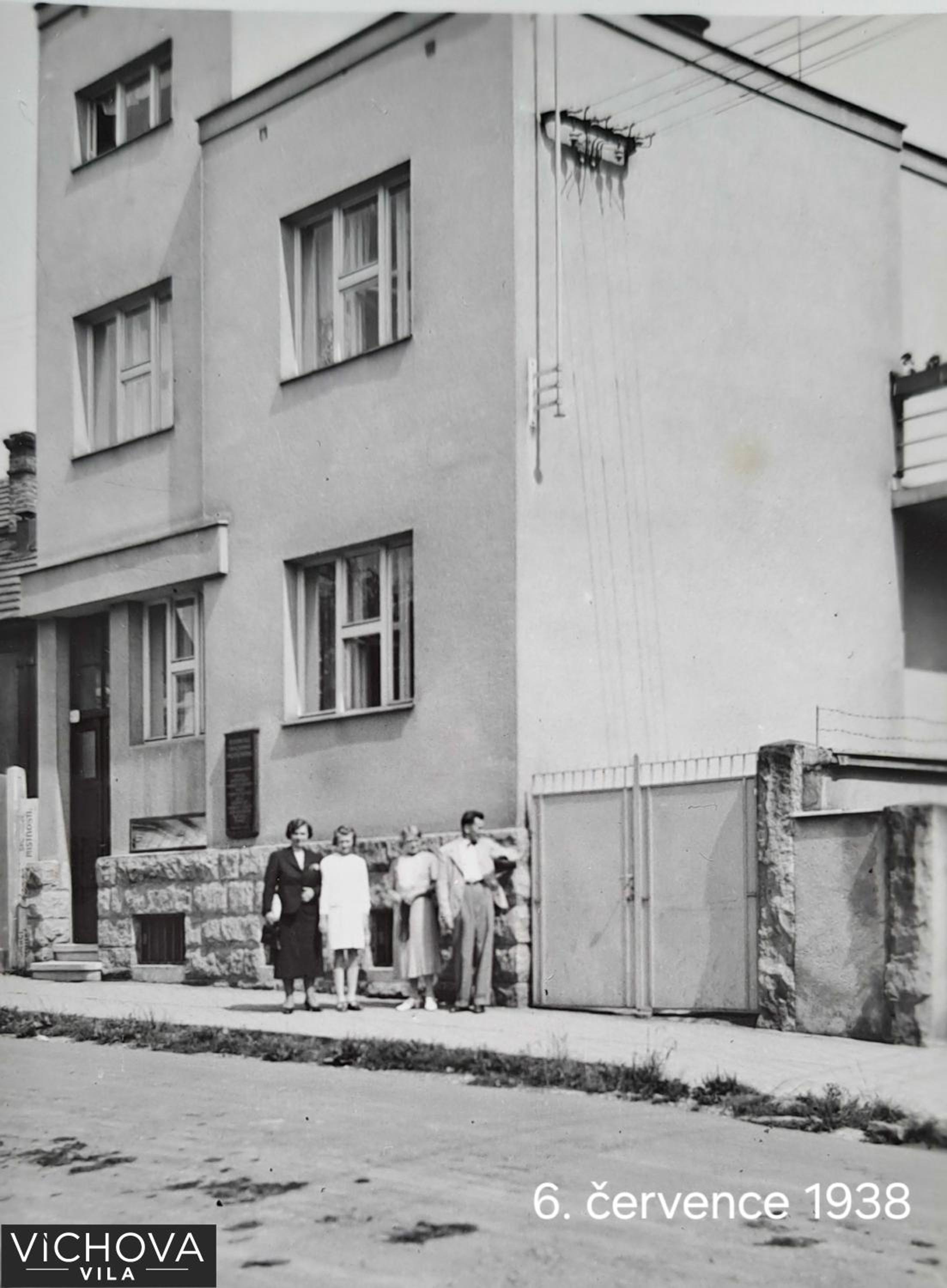 VÍCHOVA VILA_1935 - funkcionalistický skvost v Hořicích v Podkrkonoší view 2