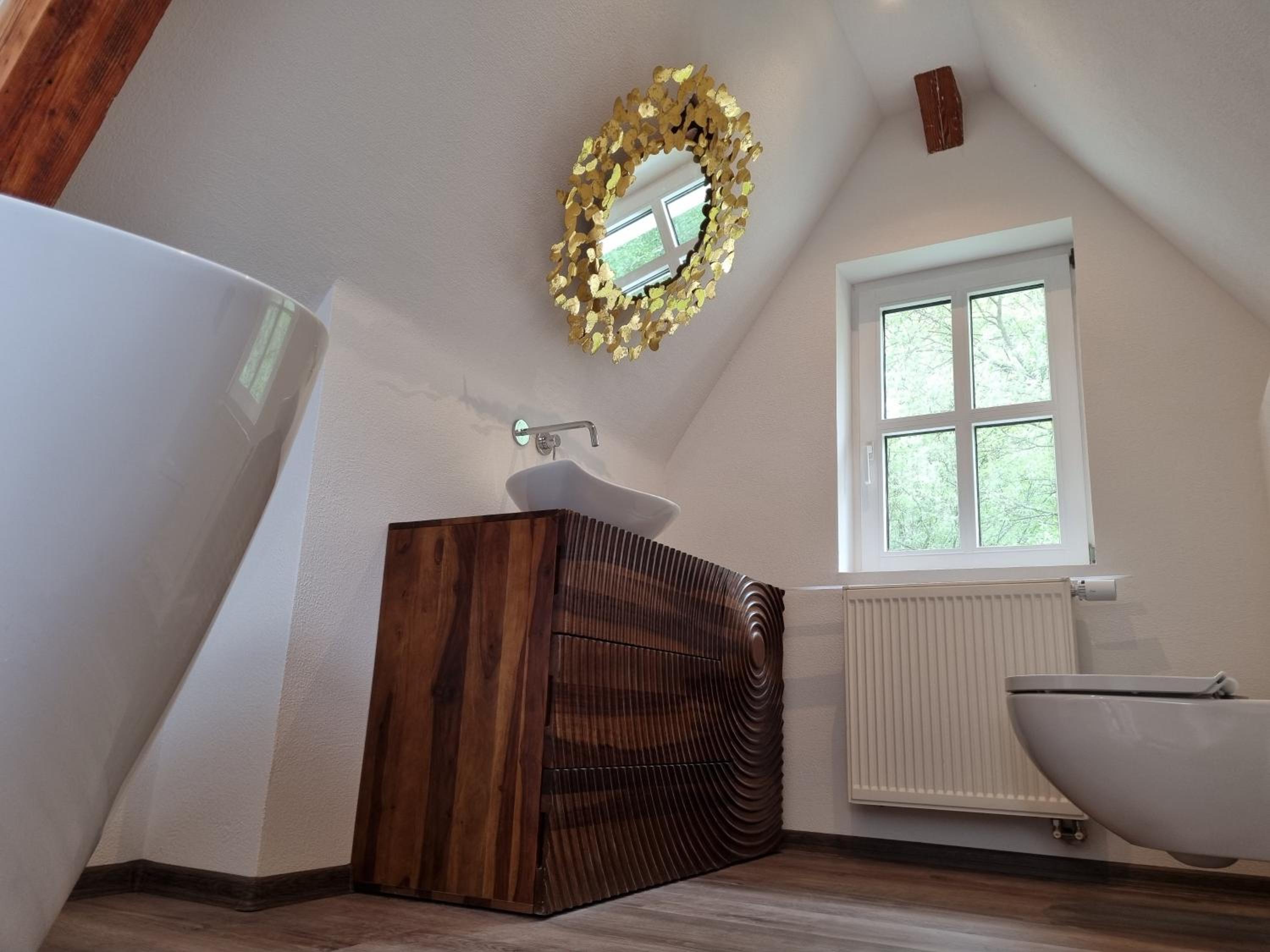 Klimaanlage, 5 Sterne Villa Bahnhoftraum, plus NEU zubuchbares Event, 333 qm, 1200qm Garten, virtueller Rundgang, Dachterrasse, Whirlpoolbadewanne