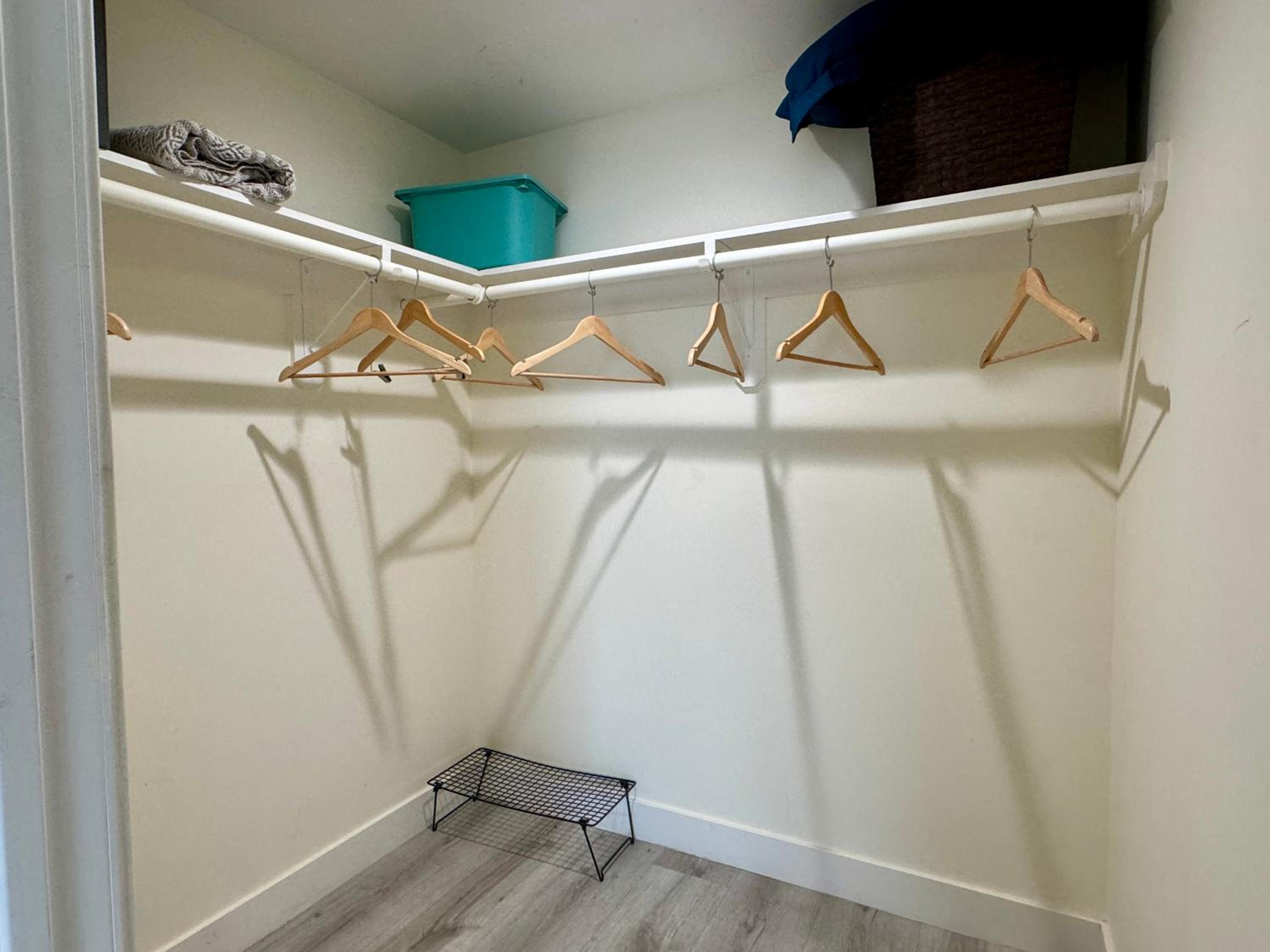 Cozy Chamber 3 BR Hollywood Townhouse