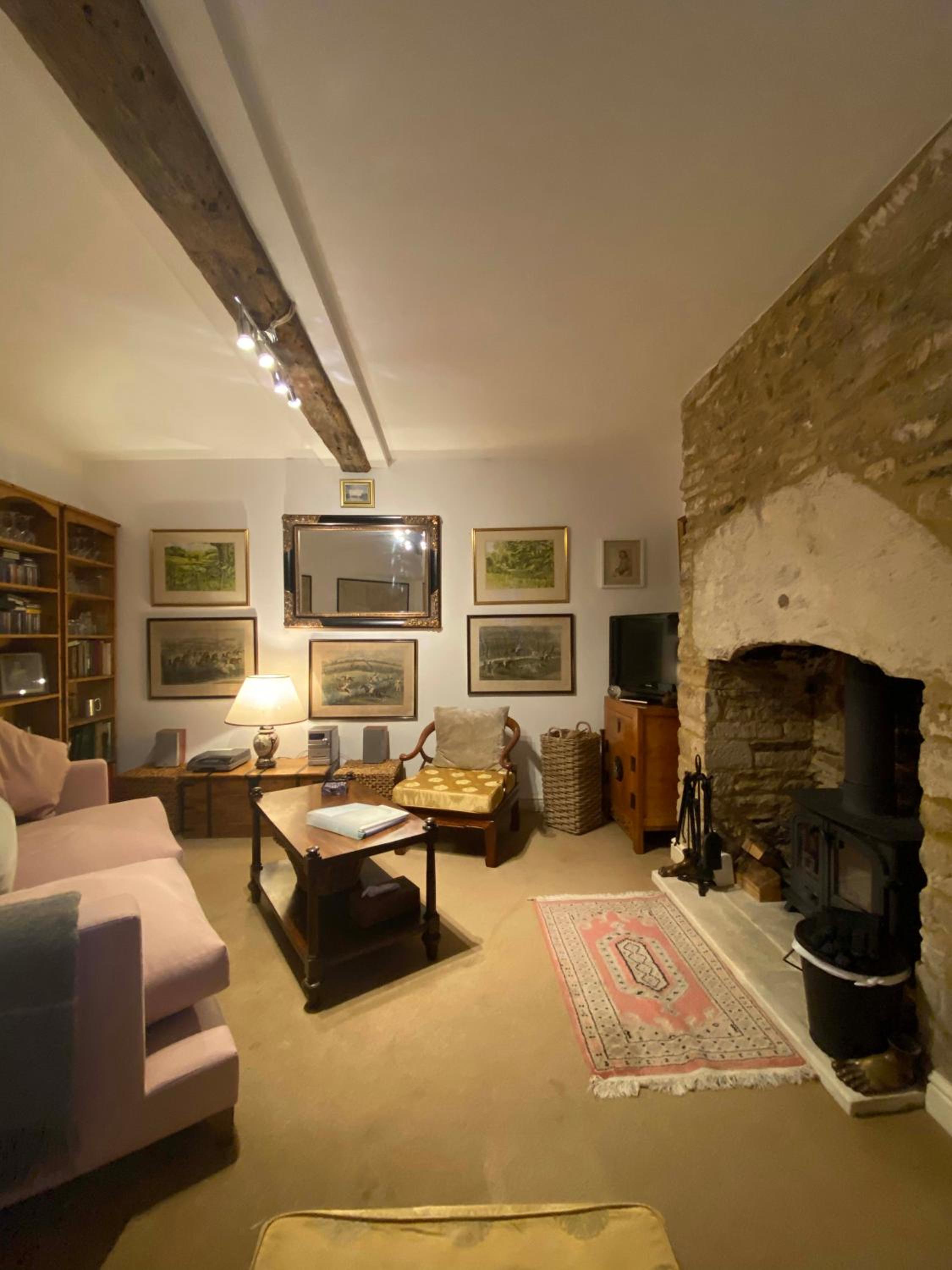Market Place Cottage, Tetbury, Cotswolds Grade II Central location view 4