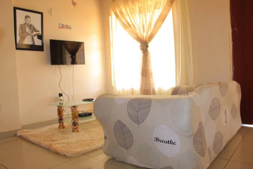 Lormasol Mews Guesthouse
