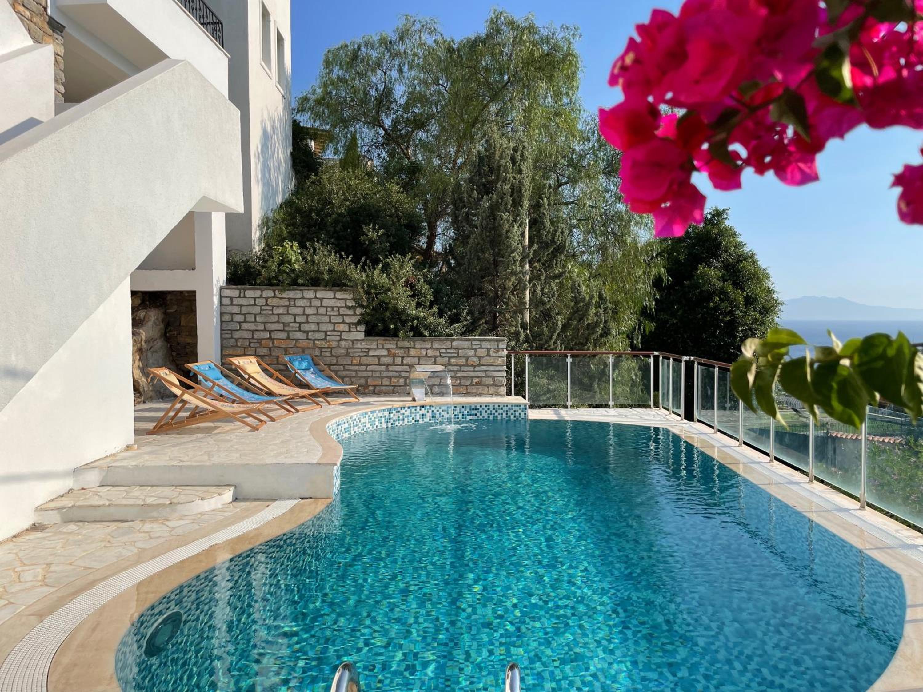 Private Villa 5-Bedroom with Pool and Sea View in Central Bodrum view 2