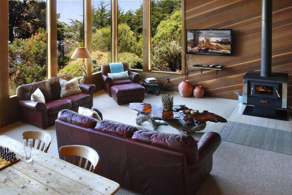 Ocean Bluff Serenity