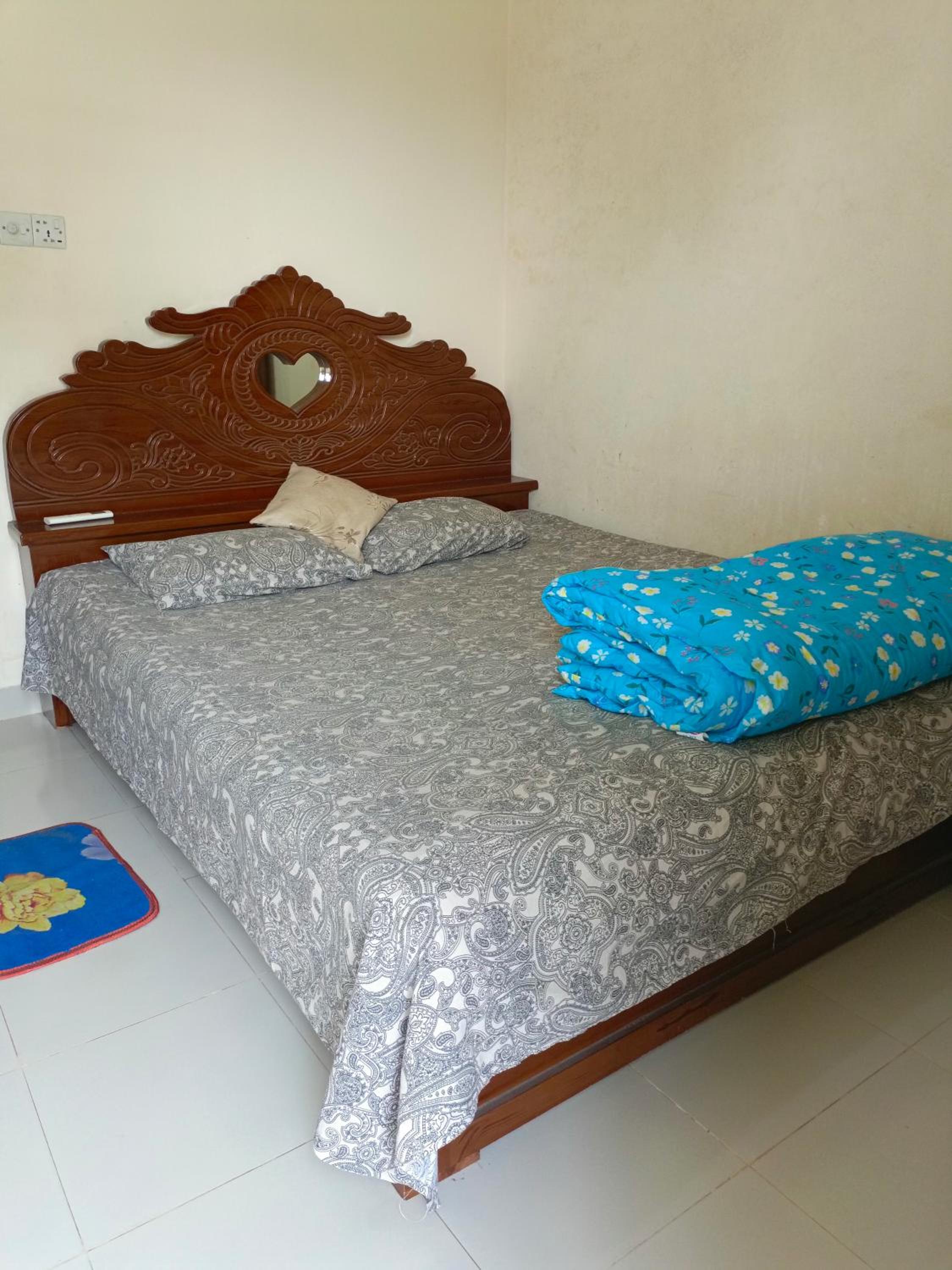 Start Night family Studio AC Apartment