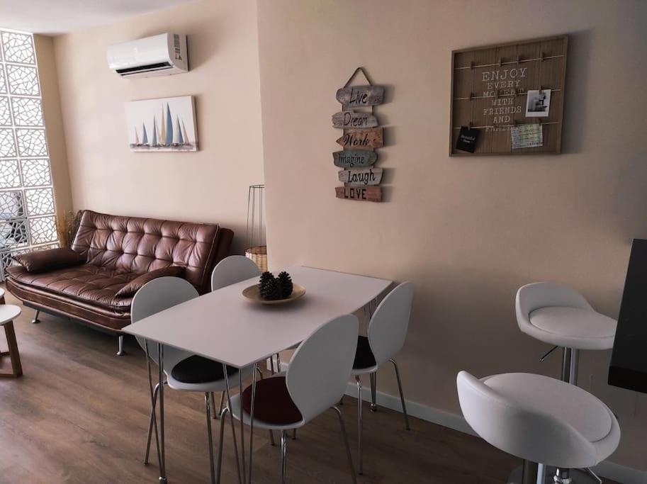 Estudio céntrico en Torremolinos