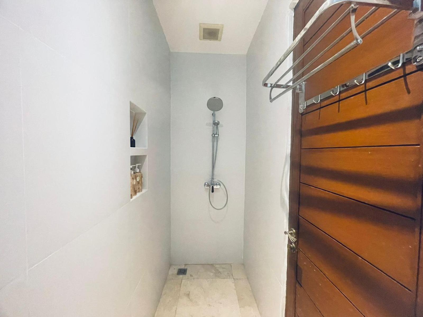 LataLiana Seminyak