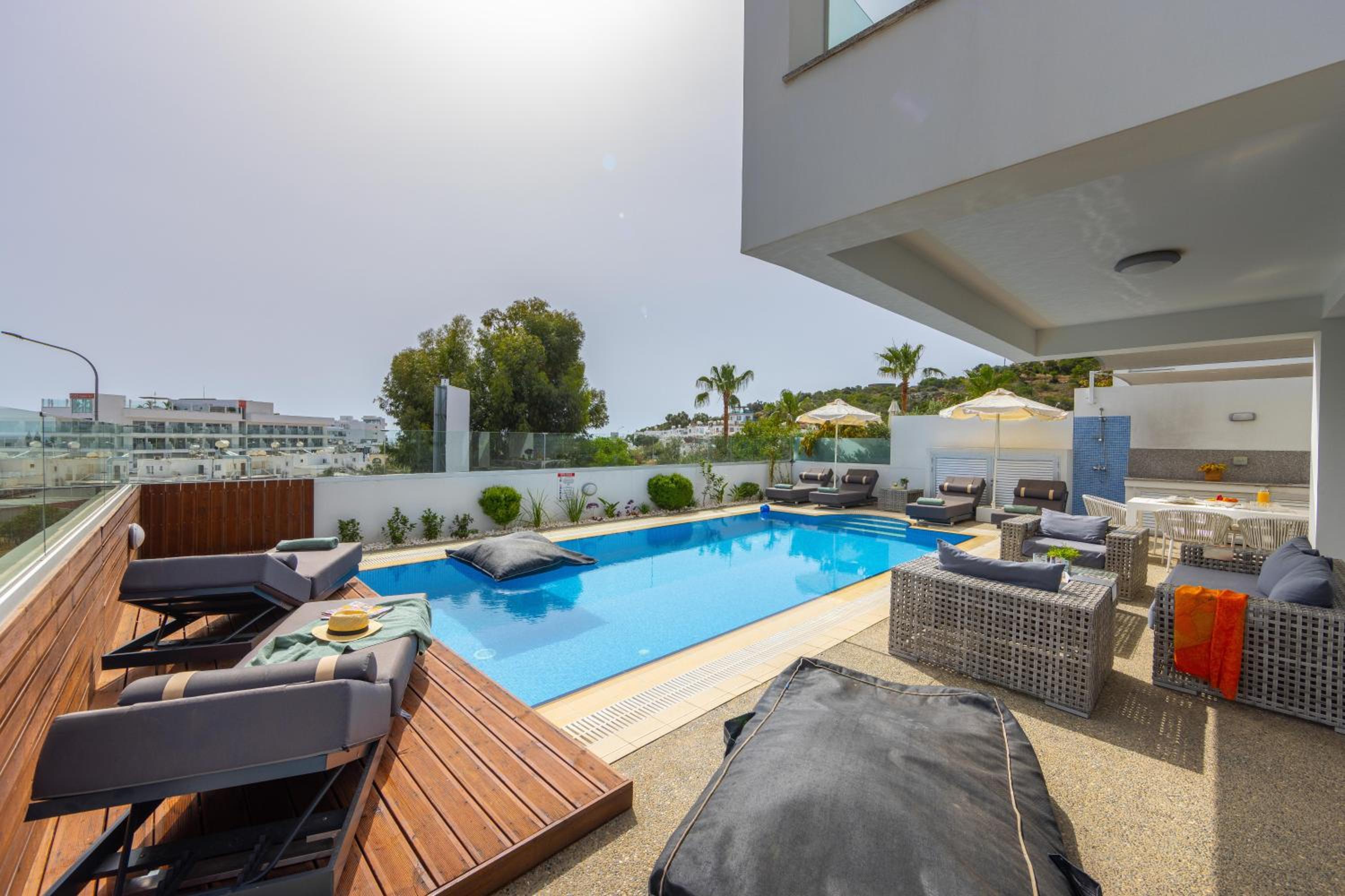 Fig Tree Bay Residences 5 view 5