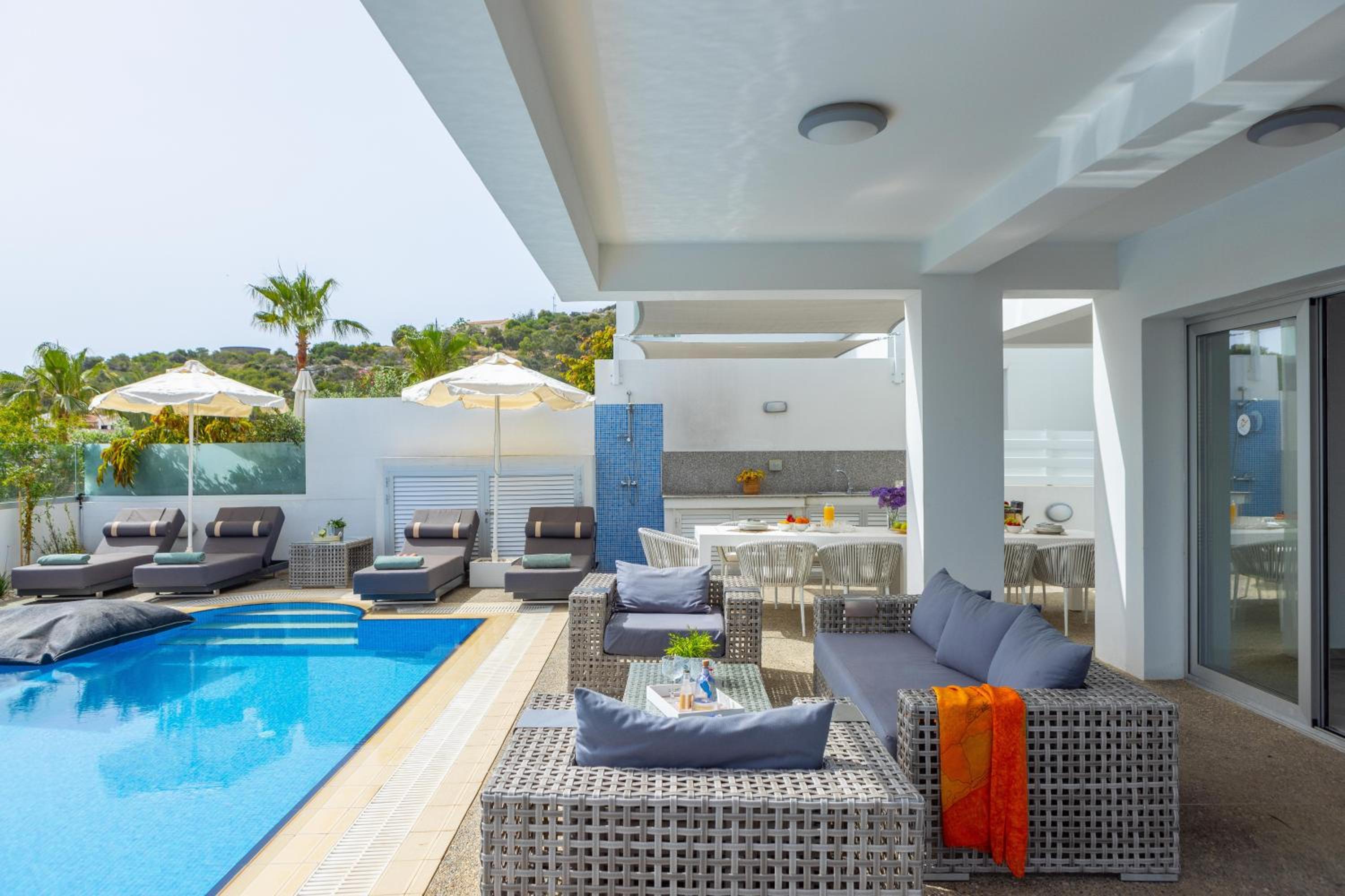 Photo 75