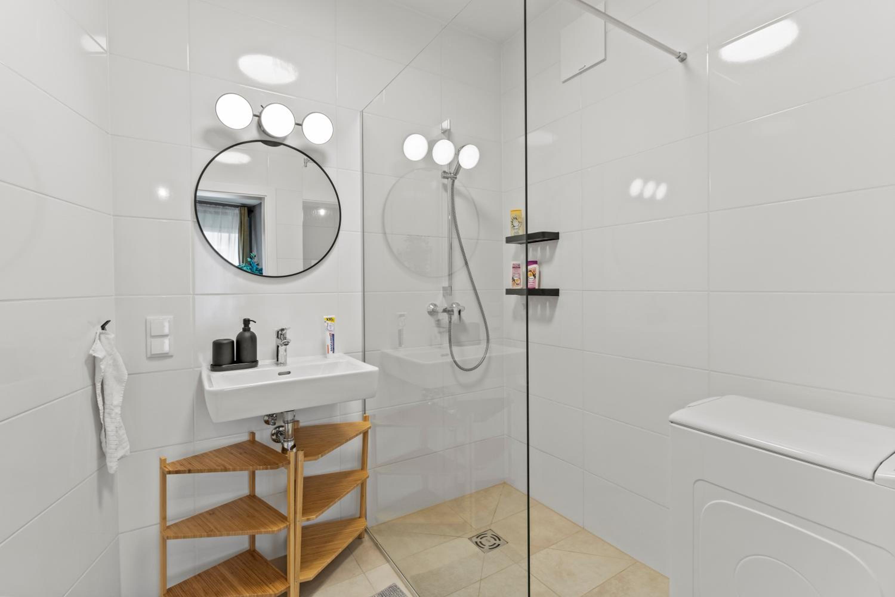 Long Term Stay - Near Klinik Floridsdorf - On-Site Parking for 19,90 Eur