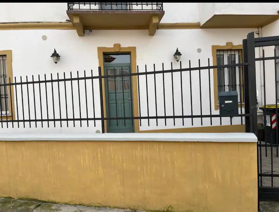 Thea House