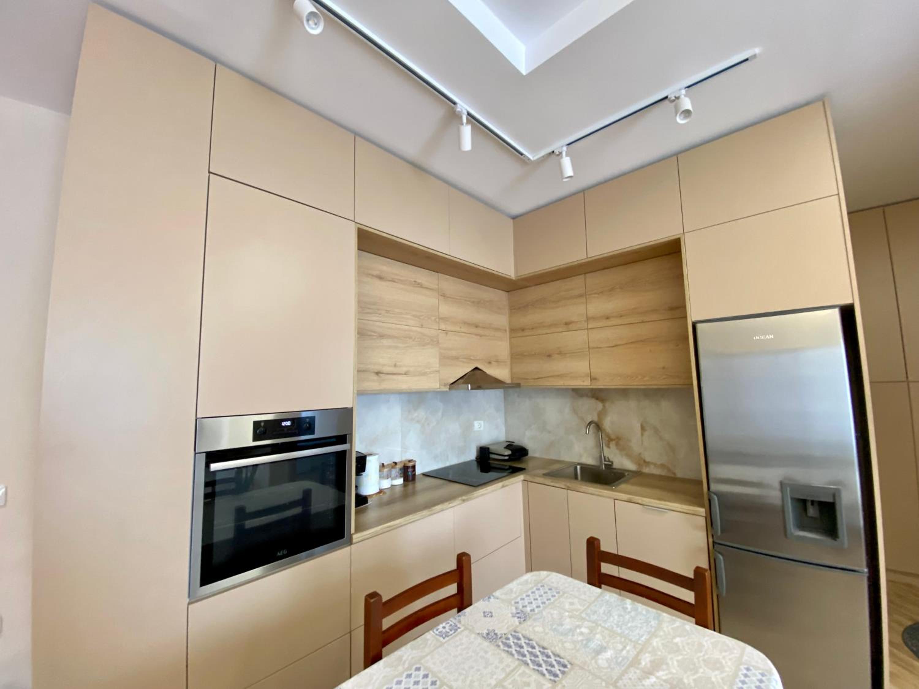 George Luxury Apartment Vlore