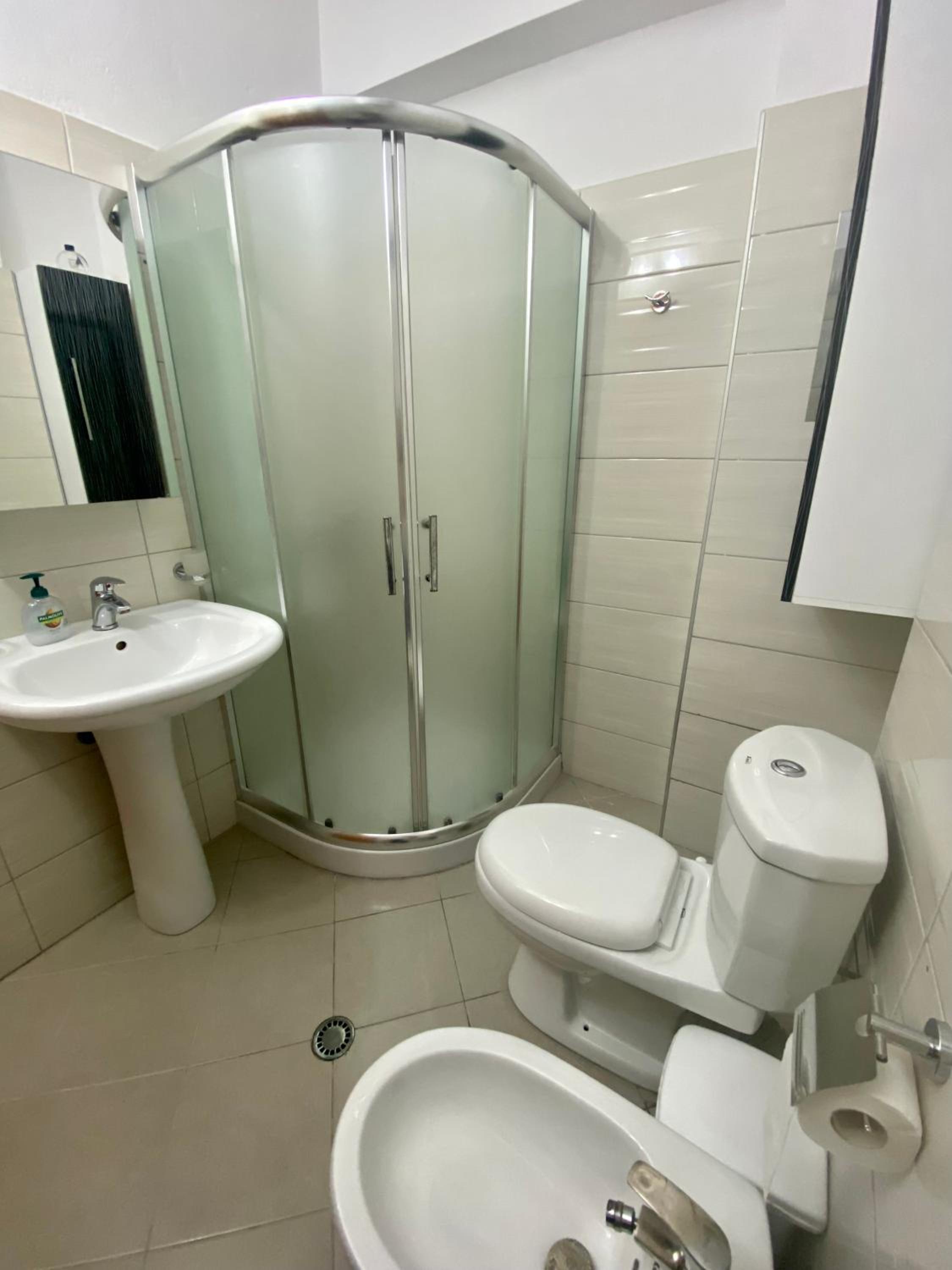George Luxury Apartment Vlore