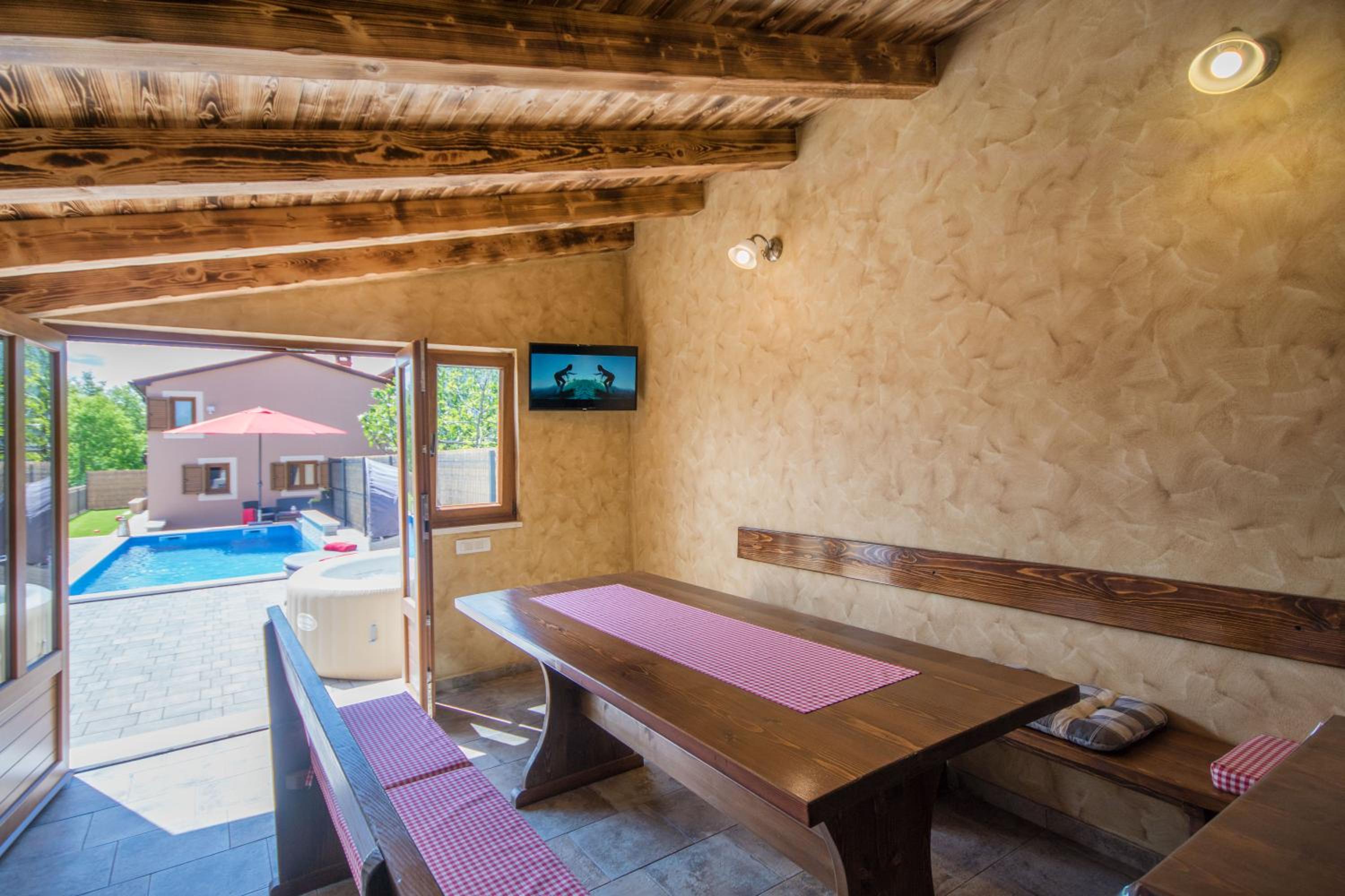 Villa Veronika, a cozy and charming Villa for Summer holidays view 3