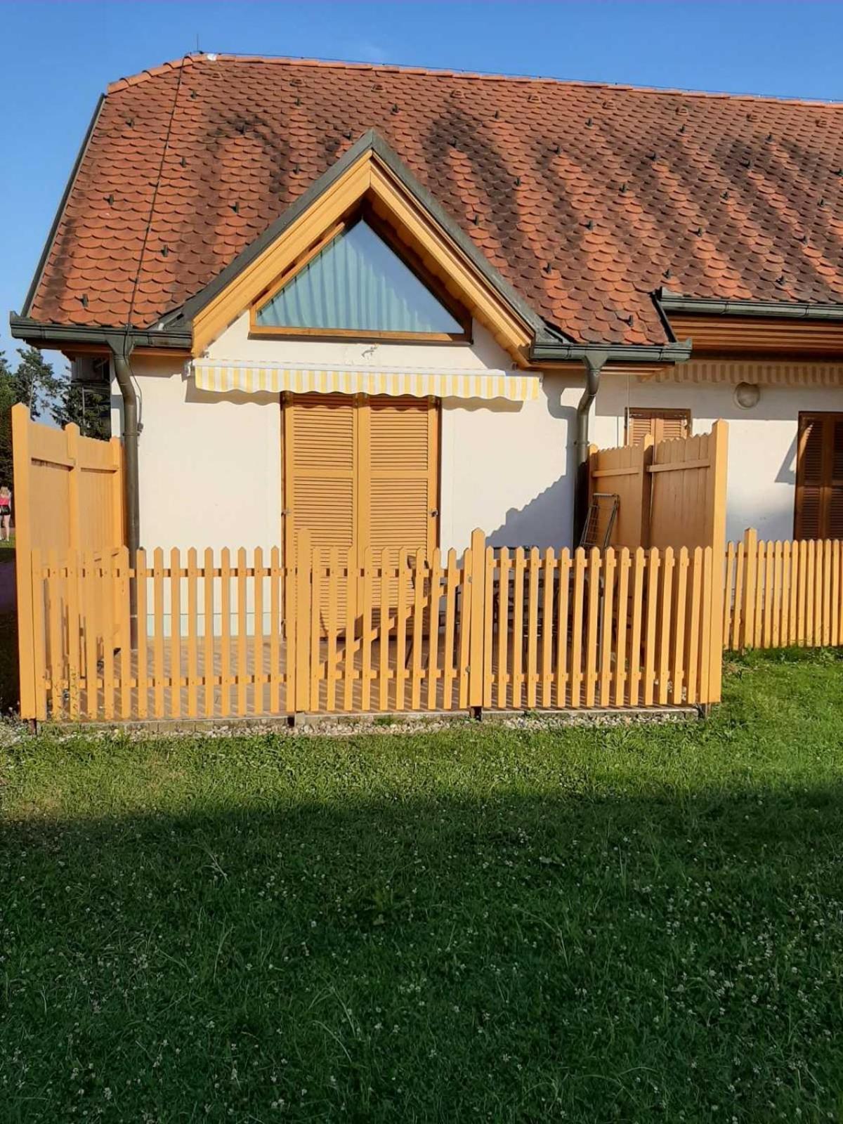 Apartma Trobentica 23