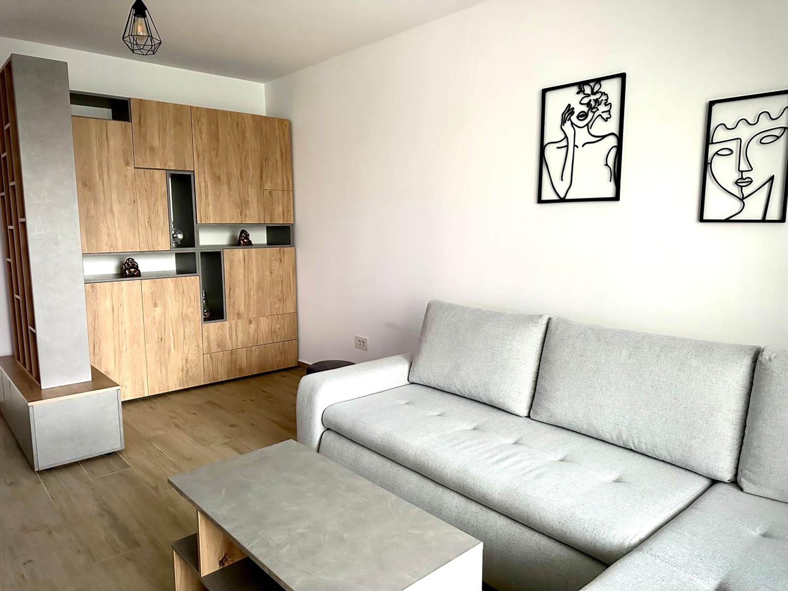 4FriendsCoresiBrasov C view 4