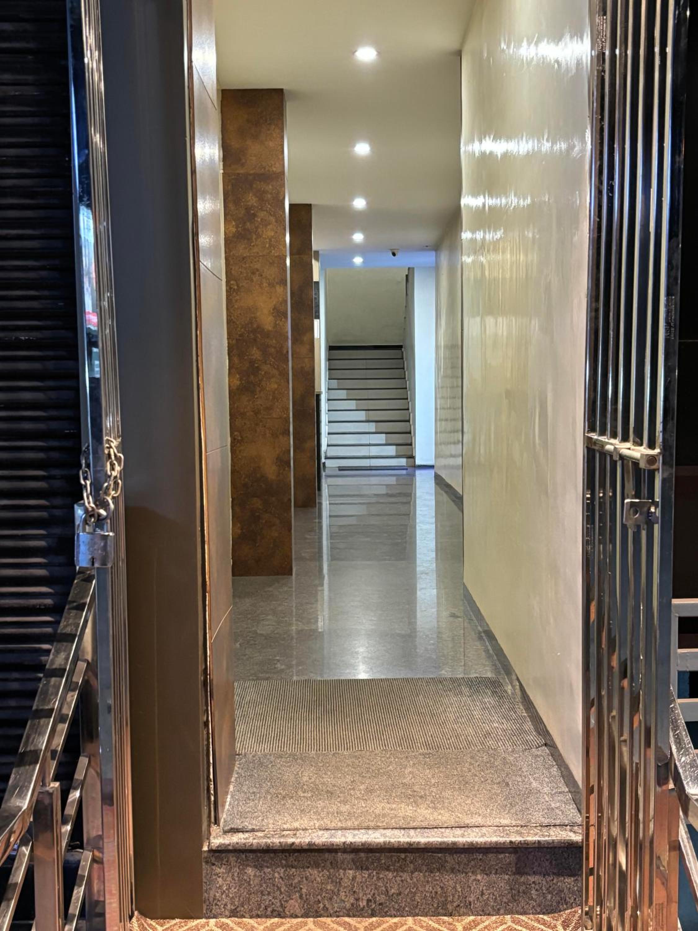 Hotel ARRAJ, Raipur