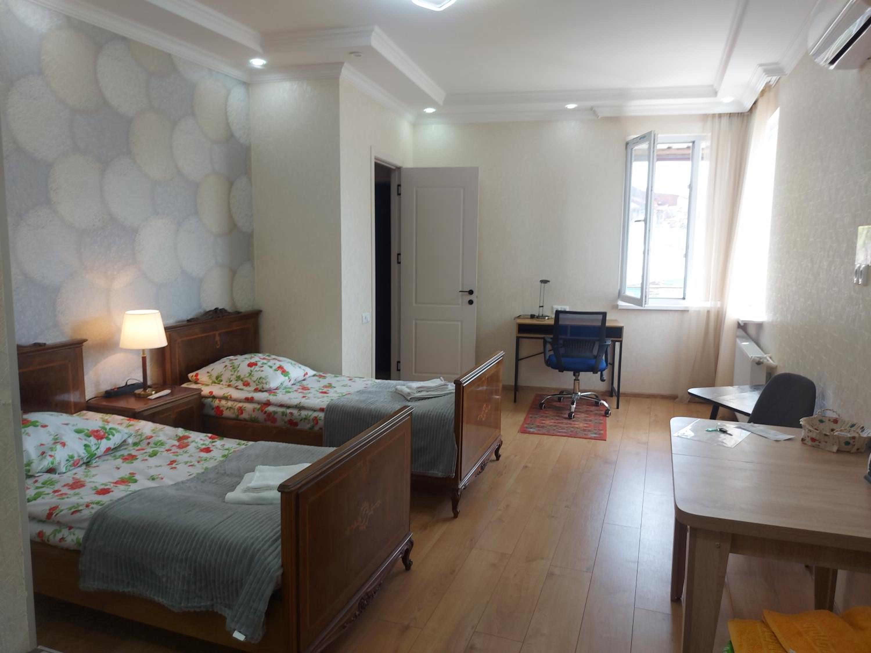 Cozy House IV