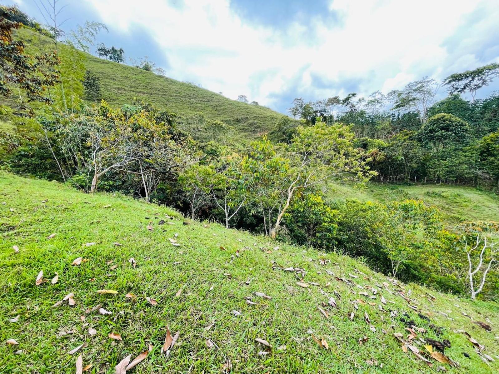 Casa Campesina cerca a Embalse San Lorenzo