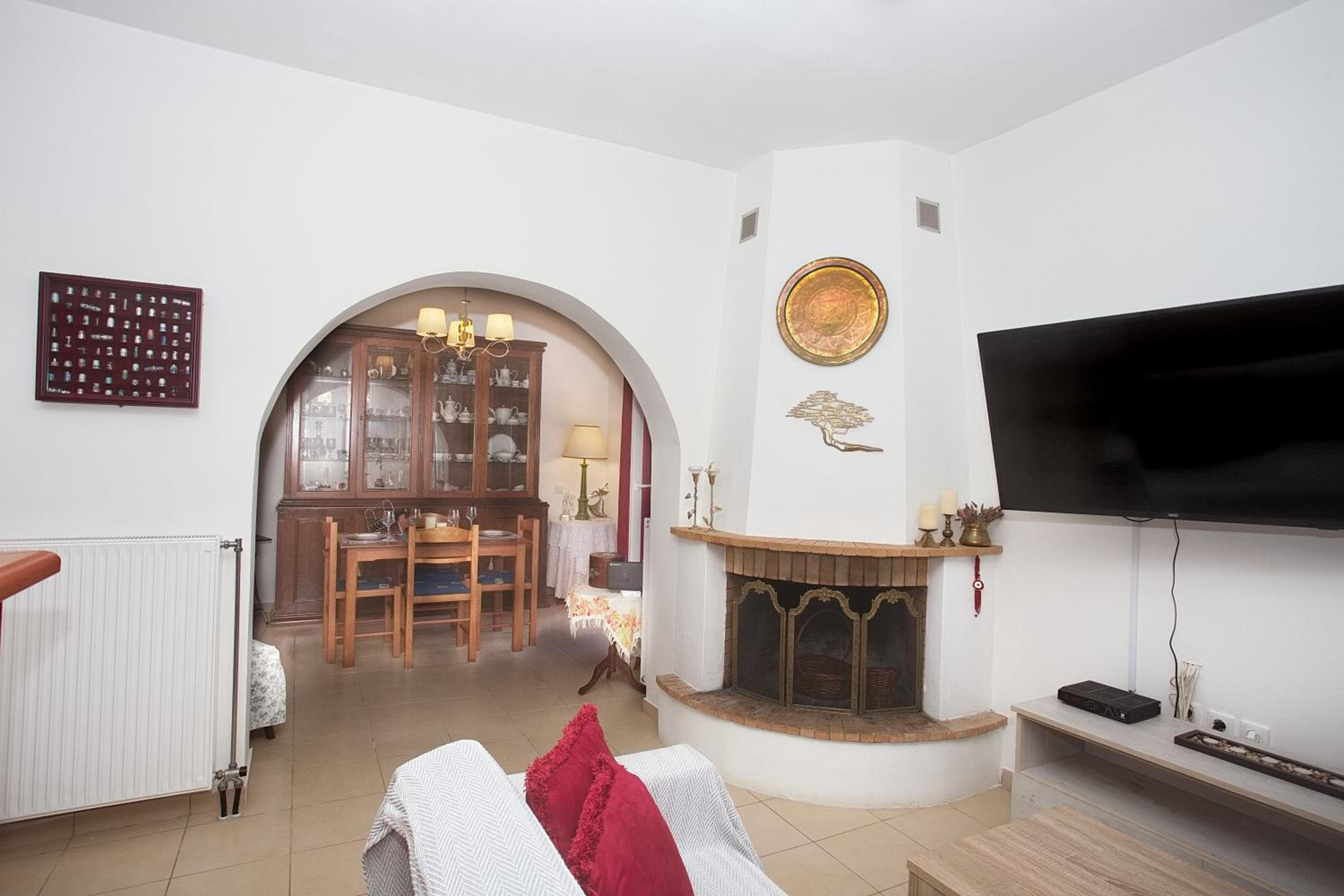 Eleni's House by Corfuescapes