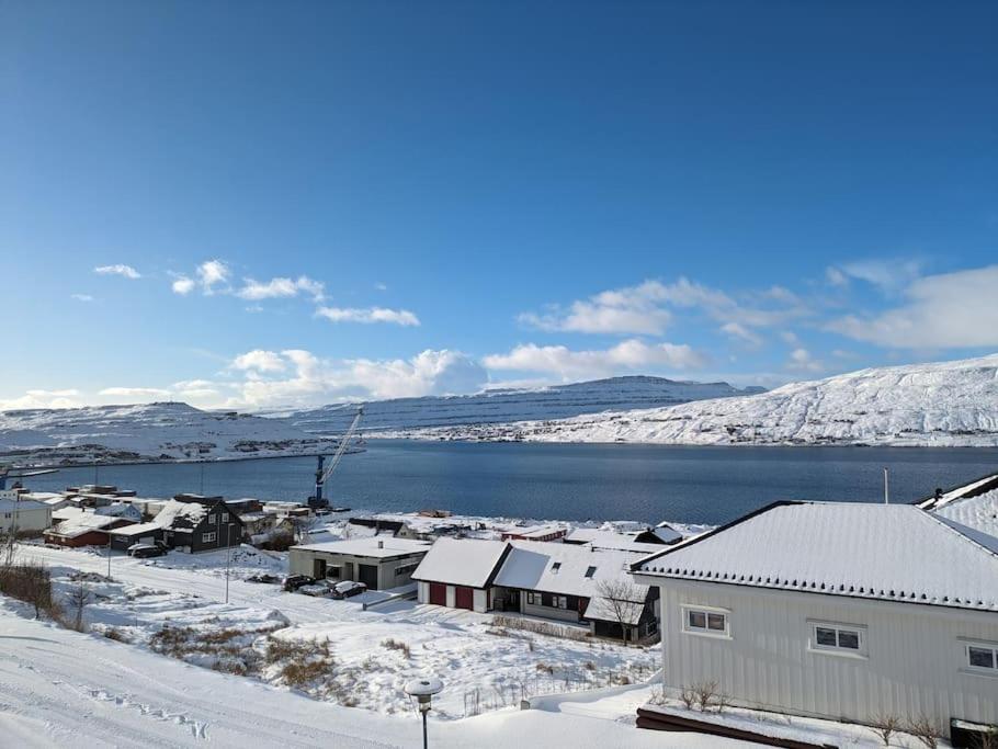 Cozy apartment in Runavík