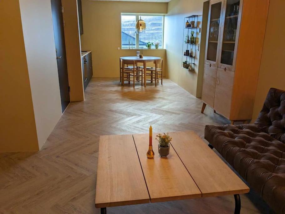 Cozy apartment in Runavík