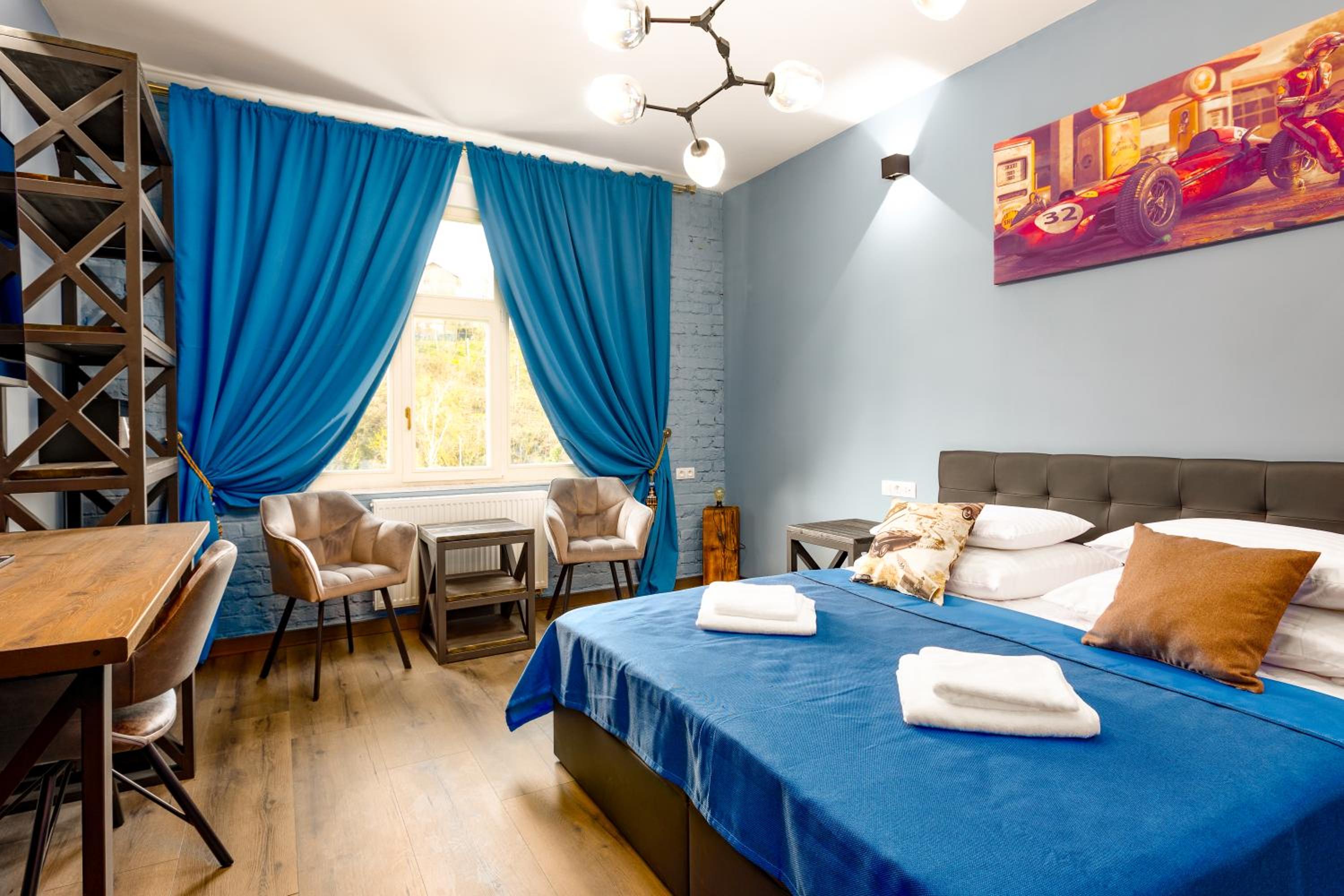 Karlovy Charme Inn by Rentez