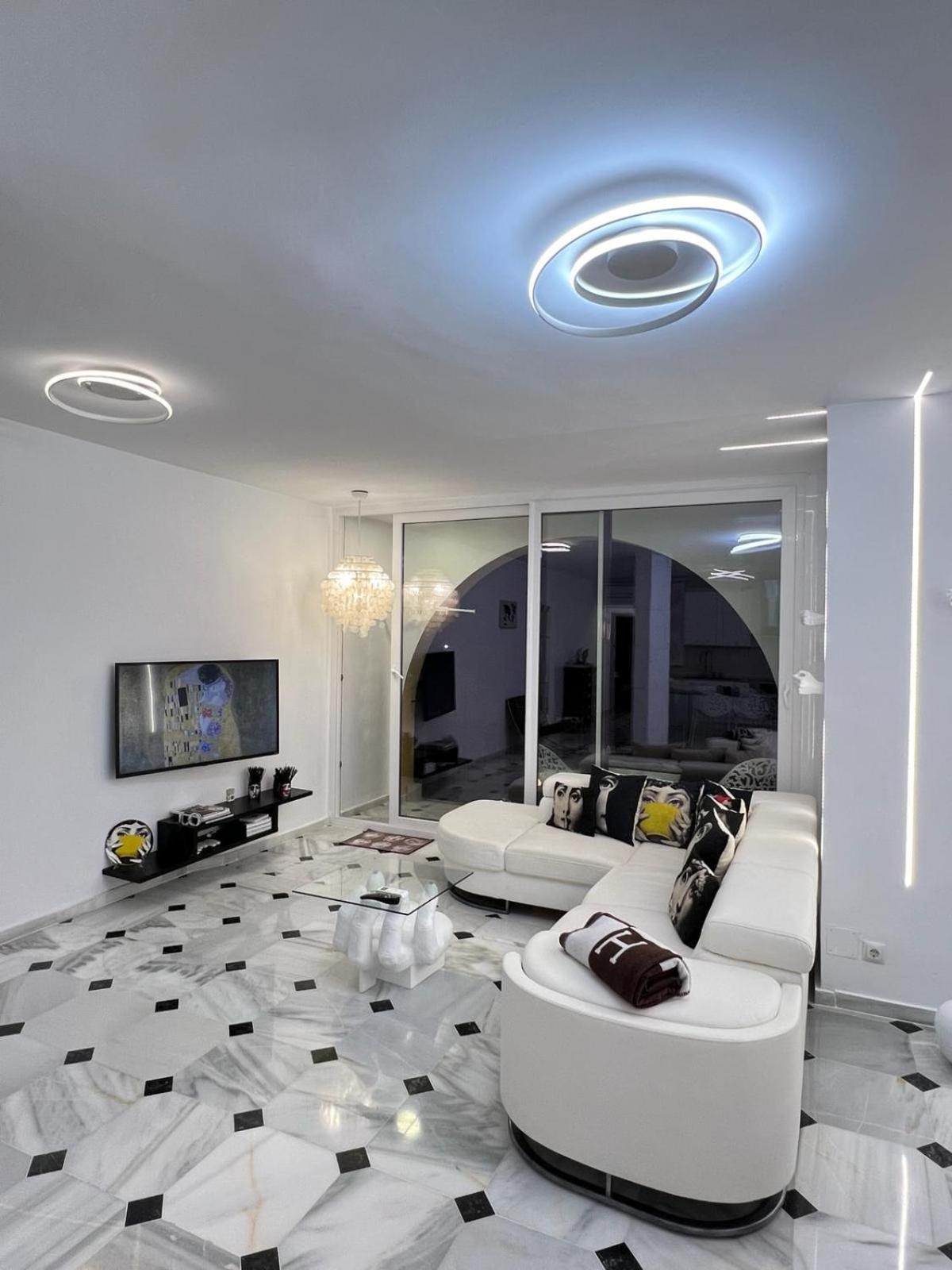 FASCINANTE Hogar en Cabo Pino en MARBELLA