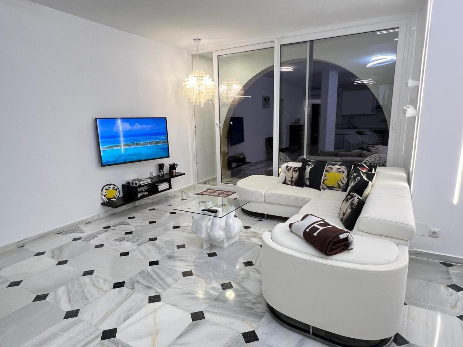 FASCINANTE Hogar en Cabo Pino en MARBELLA