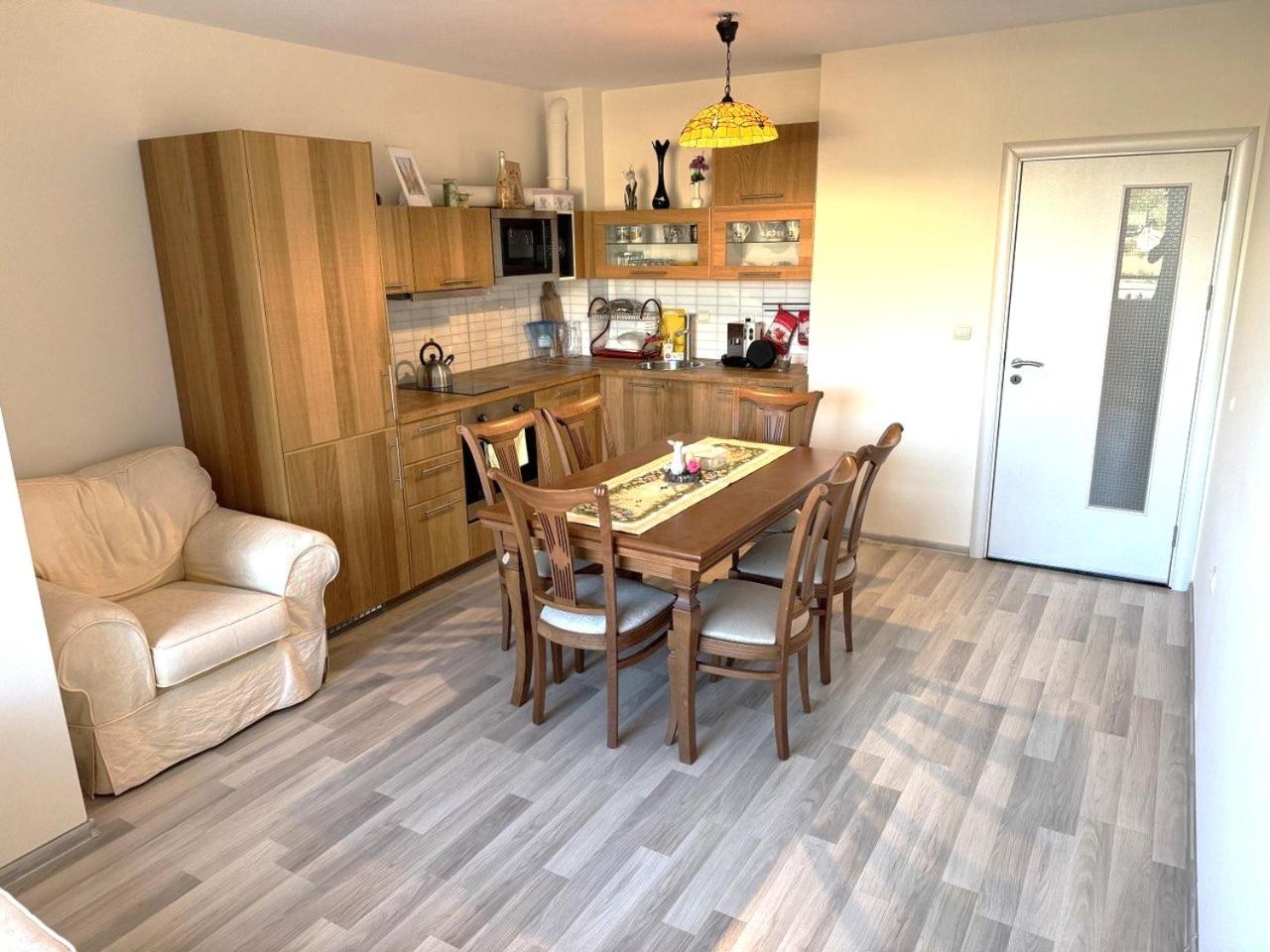 VANITY Apartments