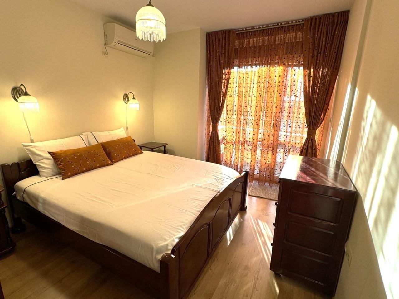 VANITY Apartments